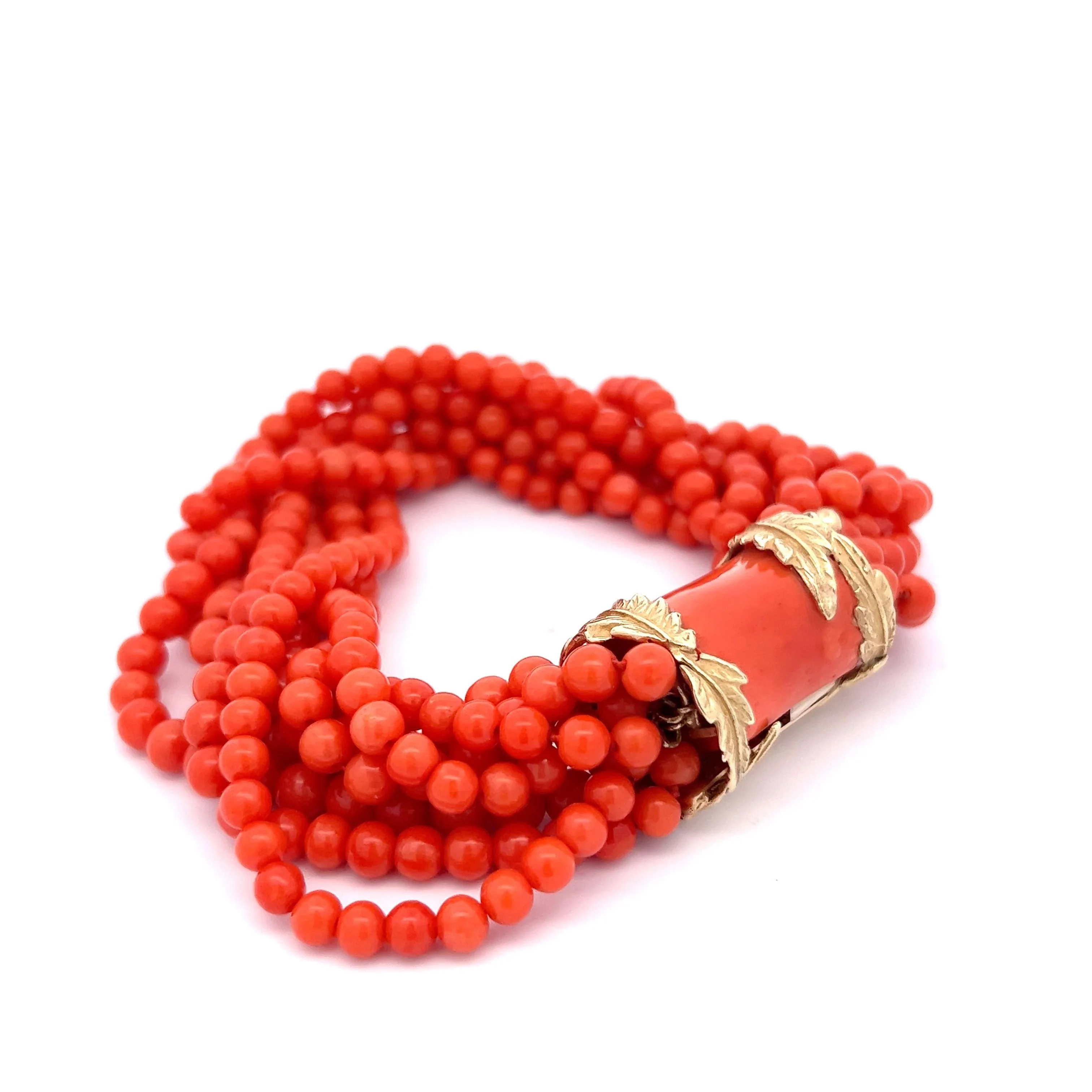 Vintage 1960's Beaded Coral Bracelet in 14k Yellow Gold - Image 3
