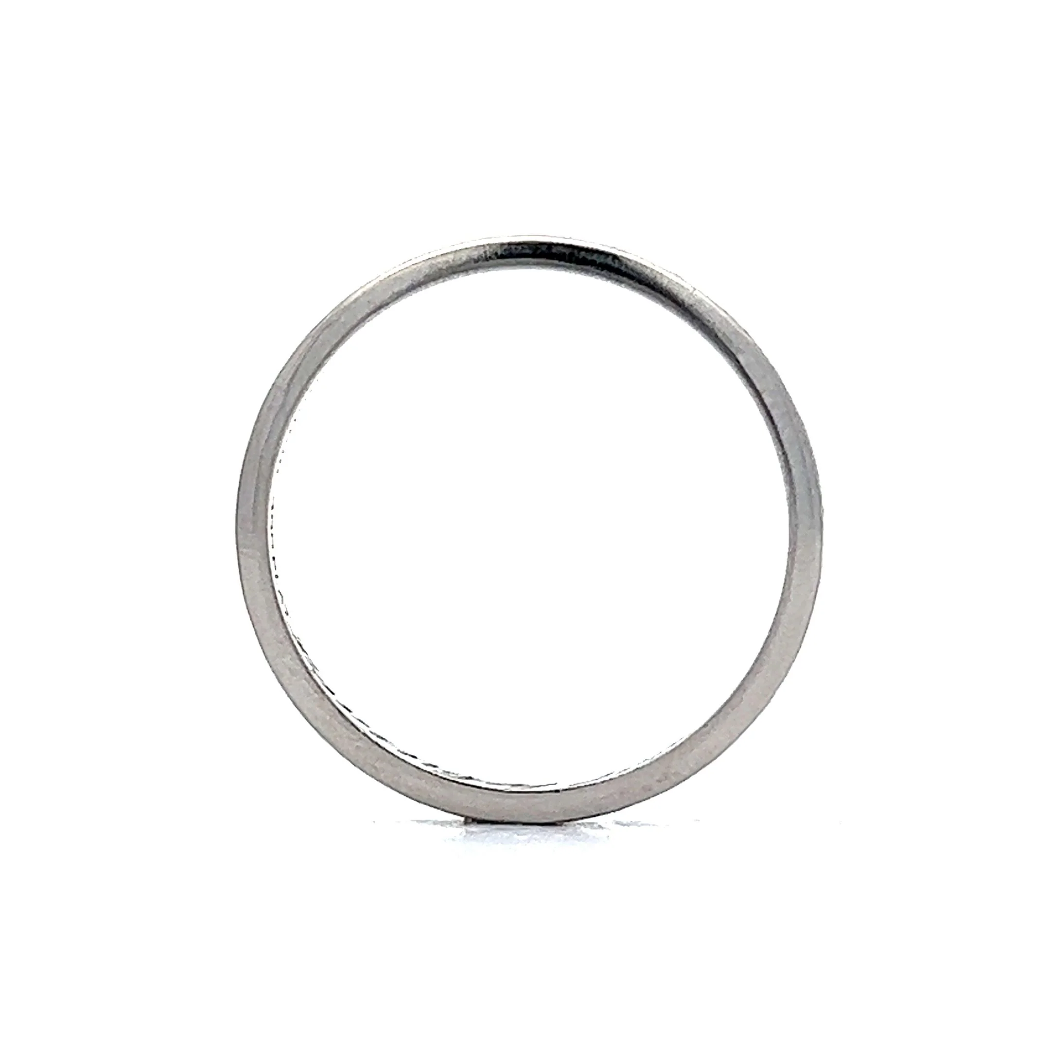 Retro Geometric Engraved Wedding Band in Platinum - Image 4