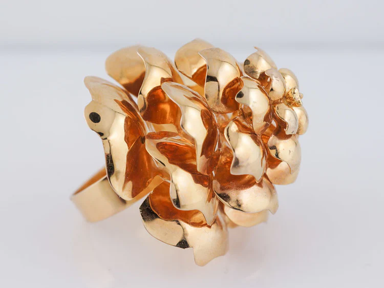 Retro Pine Cone Right Hand Ring in 14k Yellow Gold