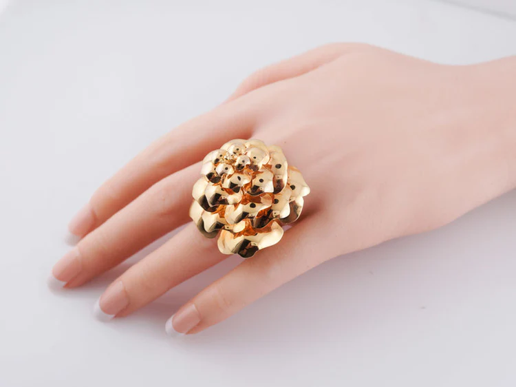 Retro Pine Cone Right Hand Ring in 14k Yellow Gold - Image 8