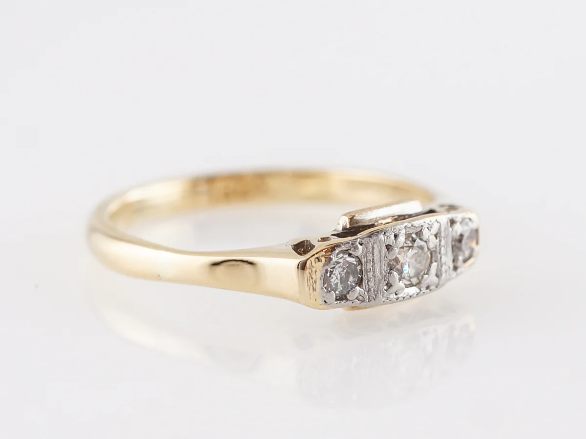 Retro Three Diamond Engagement Ring in 18k Yellow Gold - Image 3