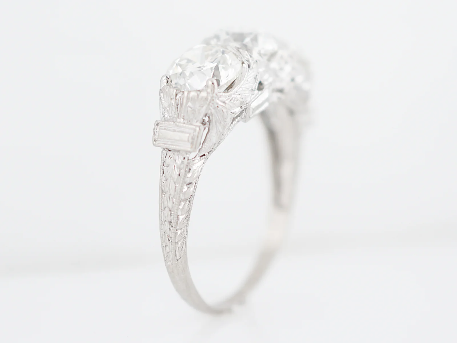 ***RTV***Right Hand Ring Modern 1.01 GIA Round Brilliant Cut Diamond in Platinum - Image 5