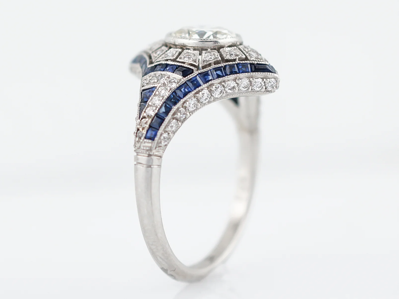 Right Hand Ring Modern 1.03 Round Brilliant Cut Diamond in Platinum - Image 5