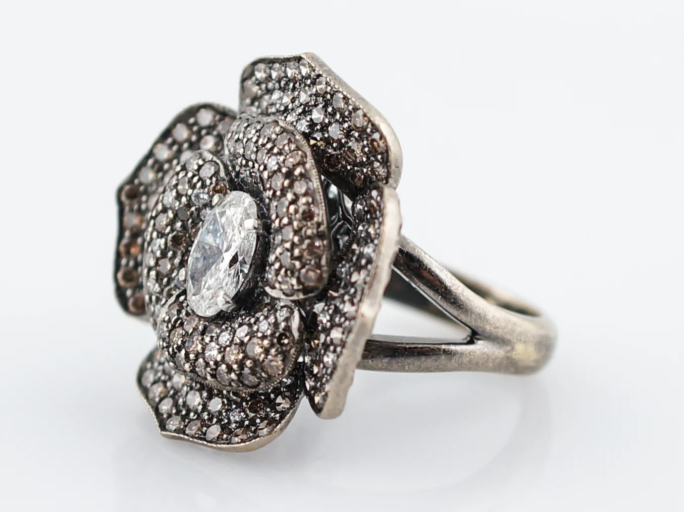 ***RTV***Right Hand Ring Modern 1.07 Oval Cut Diamond in 18K Yellow Gold - Image 2