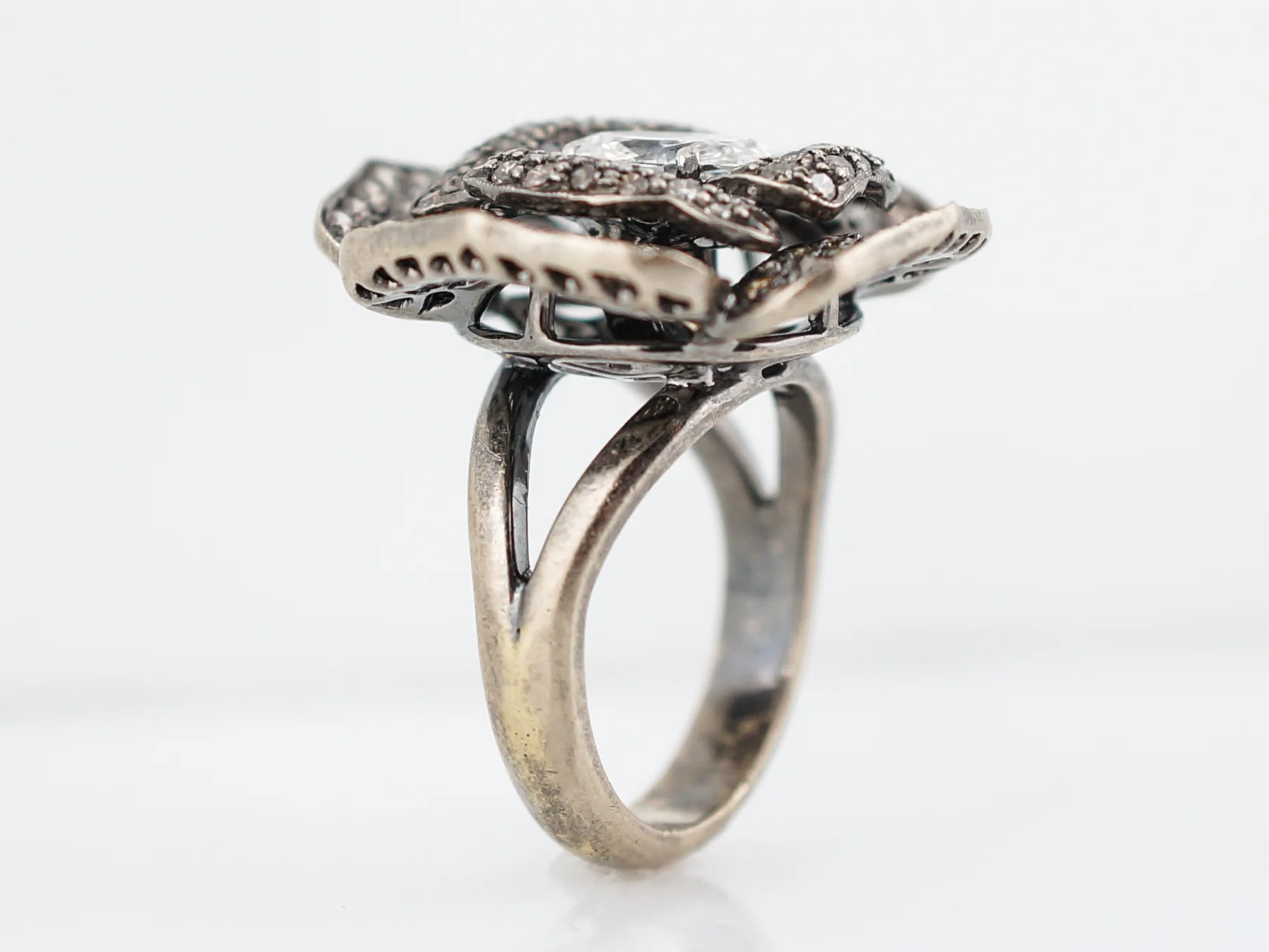 ***RTV***Right Hand Ring Modern 1.07 Oval Cut Diamond in 18K Yellow Gold - Image 5