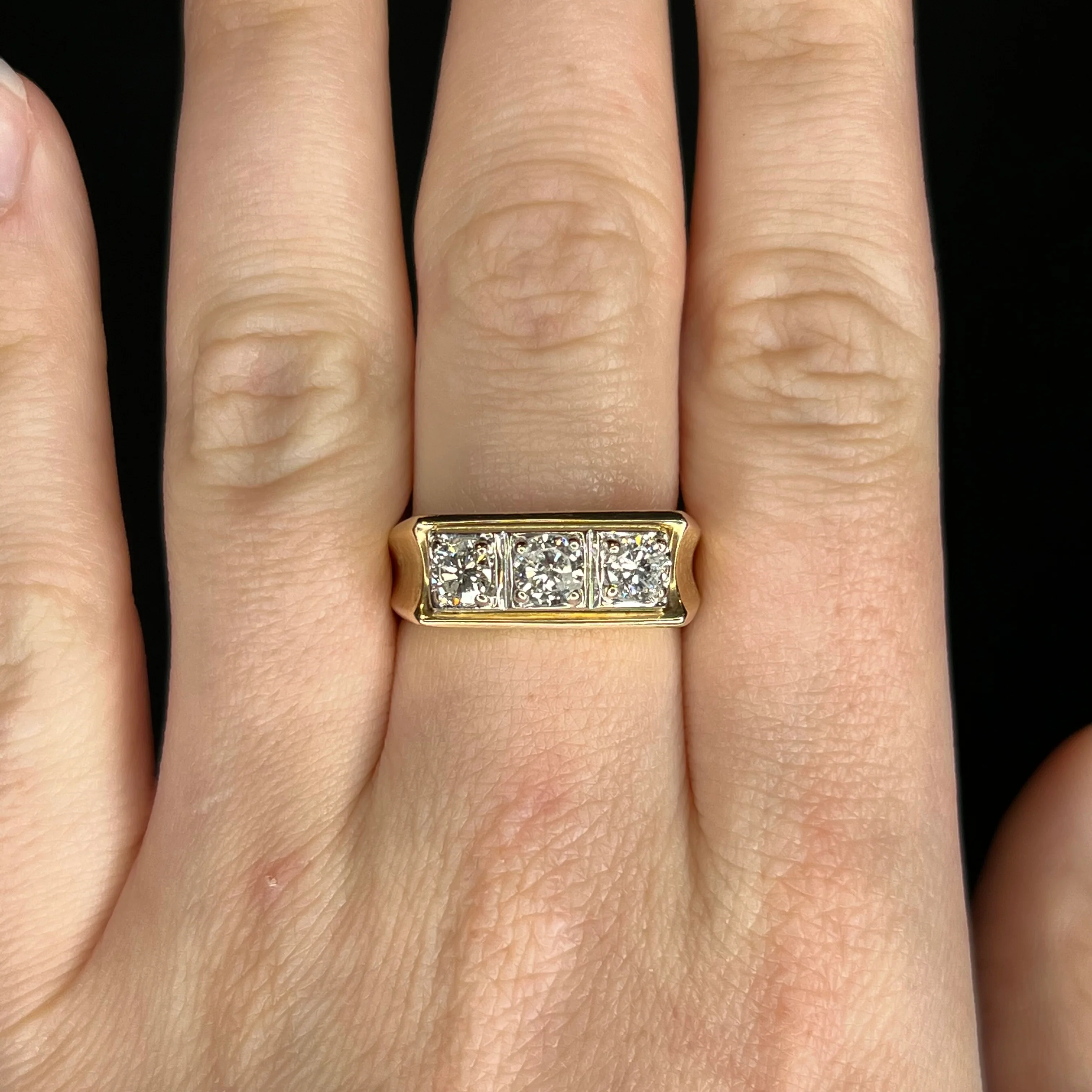 Right Hand Ring Modern 1.10 Round Brilliant Cut Diamonds in 14K Yellow Gold - Image 6