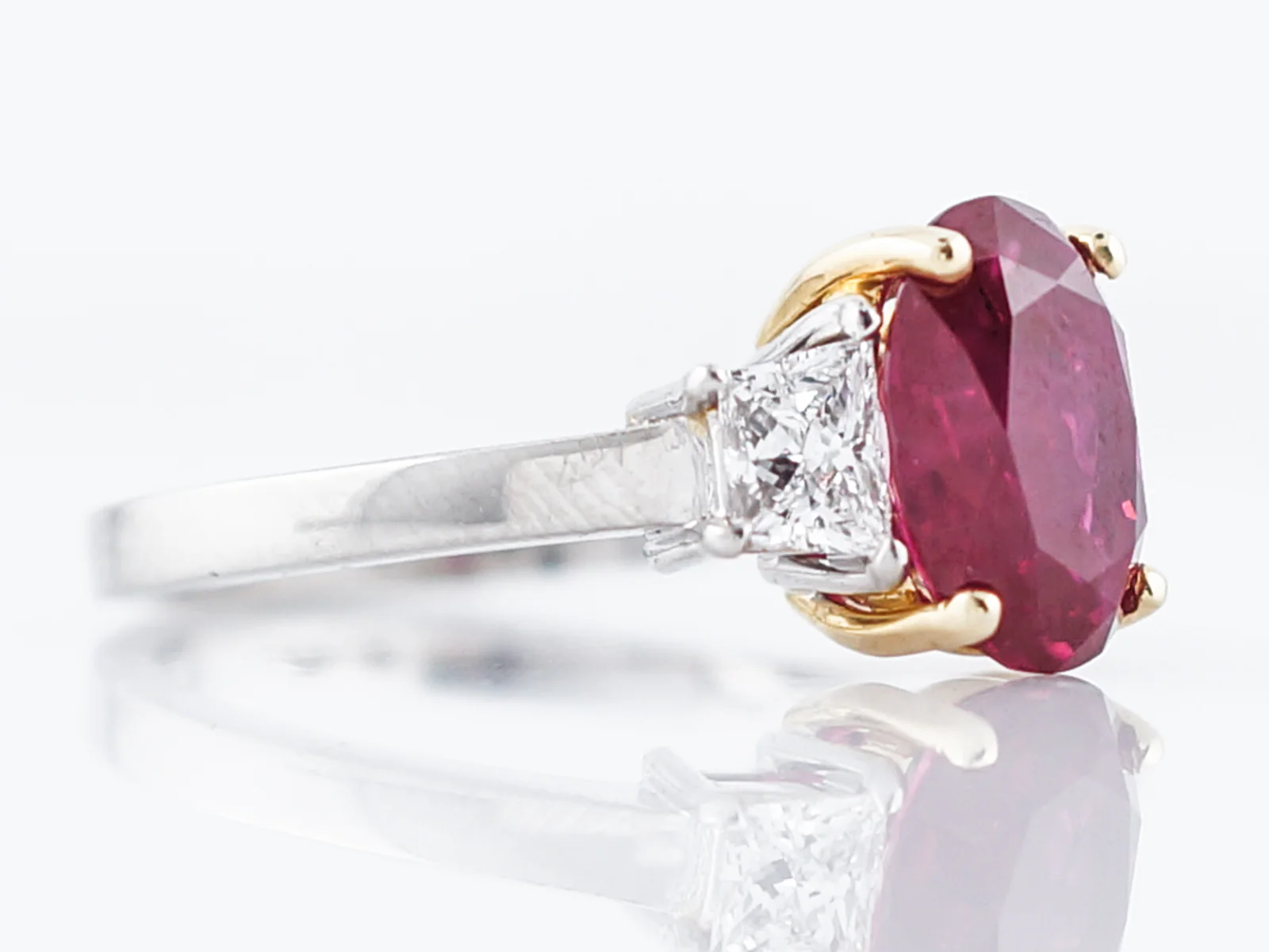 Right Hand Ring Modern 2.97 GIA Oval Cut Ruby in Platinum & 18K Yellow Gold - Image 2