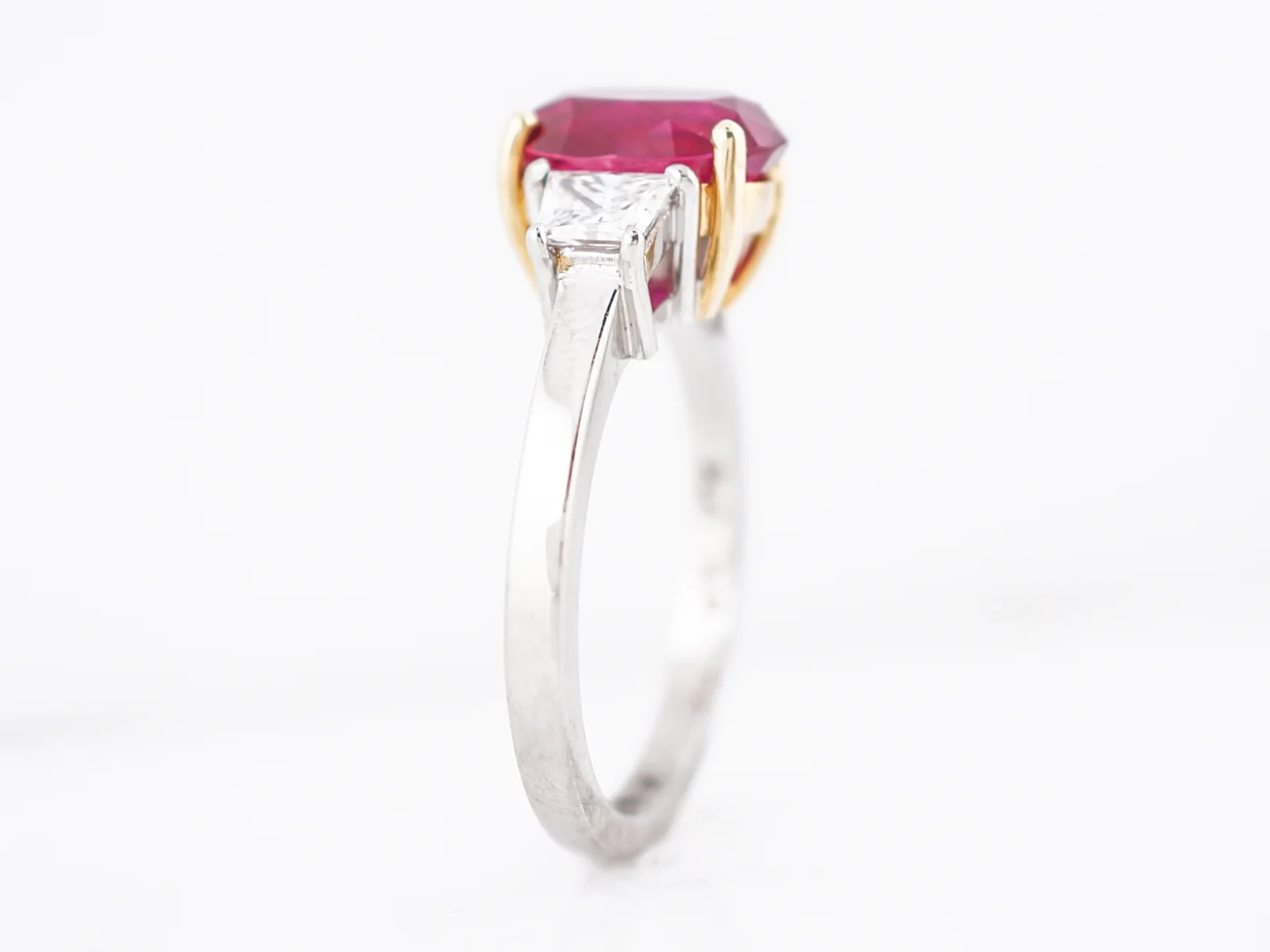 Right Hand Ring Modern 2.97 GIA Oval Cut Ruby in Platinum & 18K Yellow Gold - Image 5