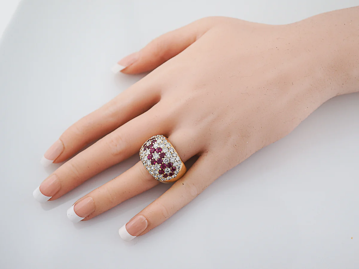 Right Hand Ring Modern 3.50 Round Brilliant Cut Diamonds & 2.88 Round Cut Rubies in 18k Yellow Gold - Image 7