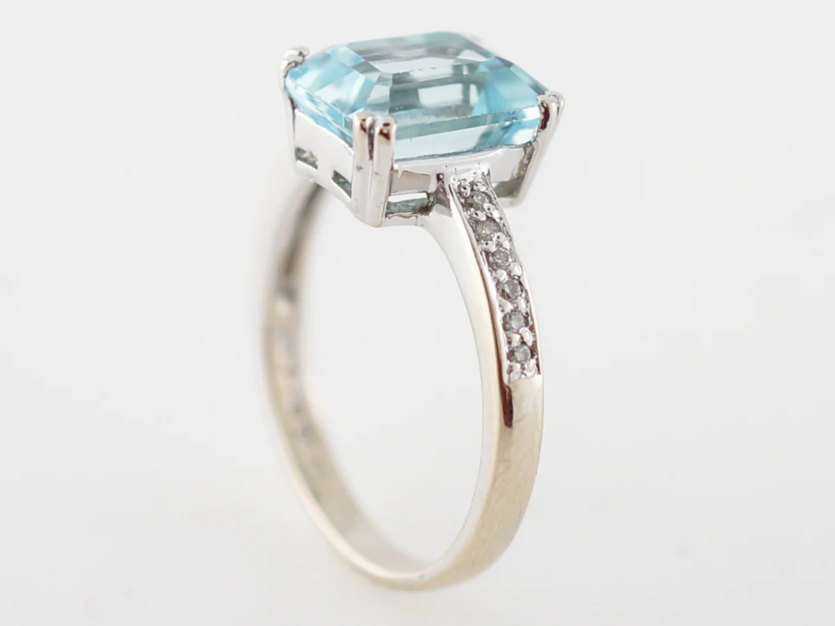 Right Hand Ring Modern 3.63 Emerald Cut Aquamarine in 18k White Gold - Image 5
