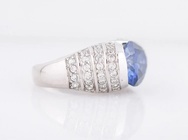 Right Hand Ring Modern 4.60 Oval Cut Tanzanite & 1.12 Round Brilliant Cut Diamonds in 14k White Gold - Image 2