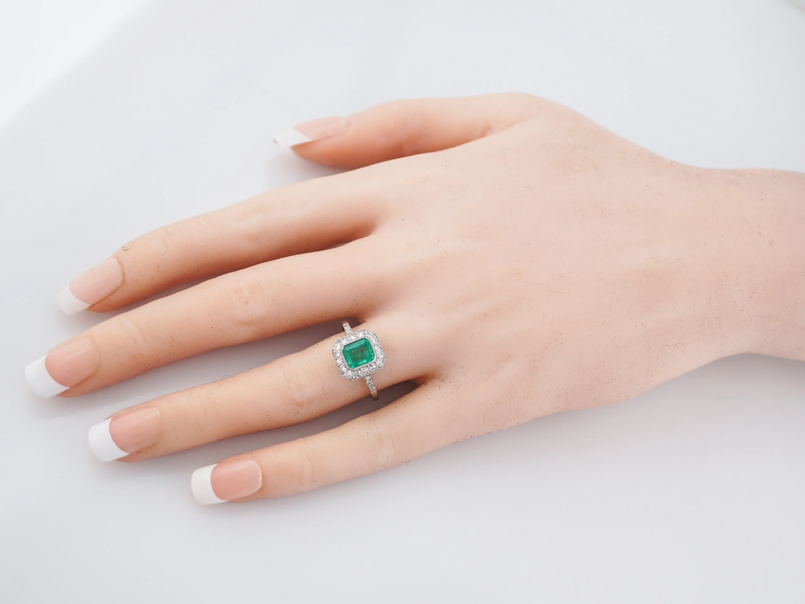 ***RTV***Right Hand Ring Modern .76 Emerald Cut Emerald in Platinum - Image 5
