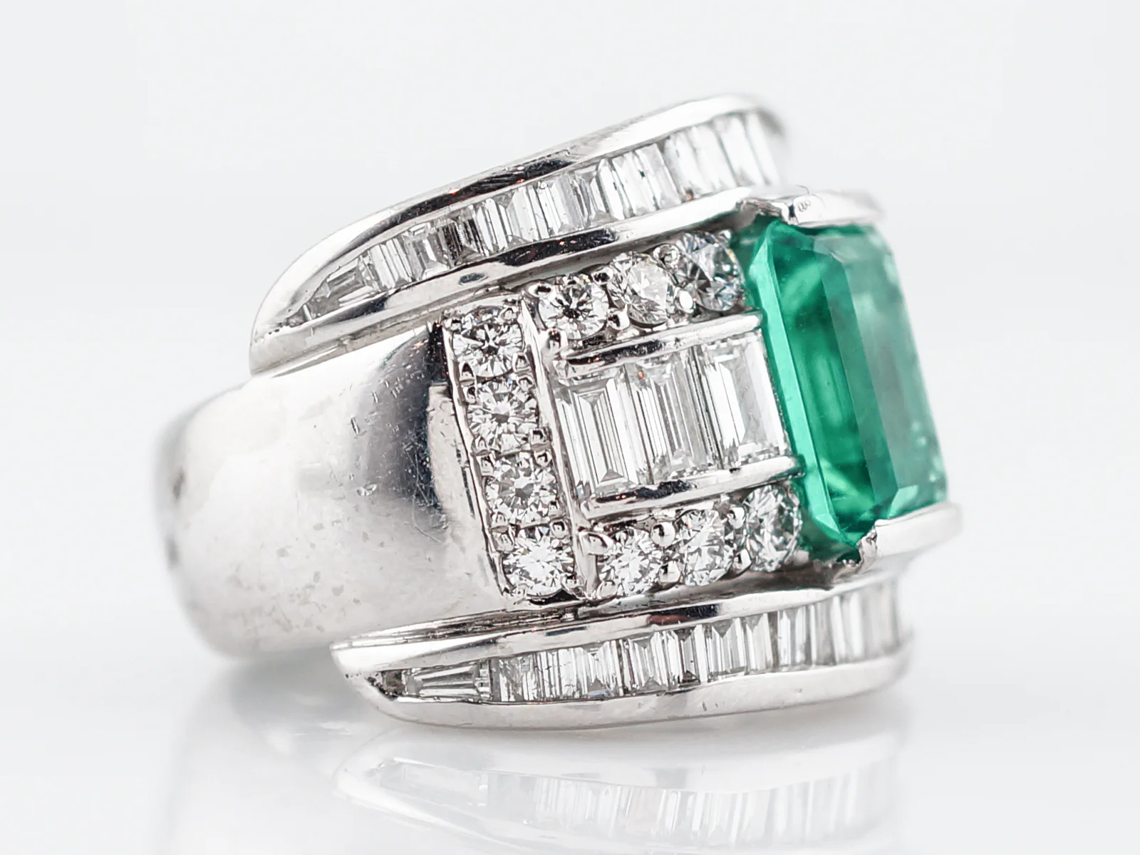 Right Hand Ring Modern GIA 3.08 Emerald Cut Emerald in Platinum - Image 3