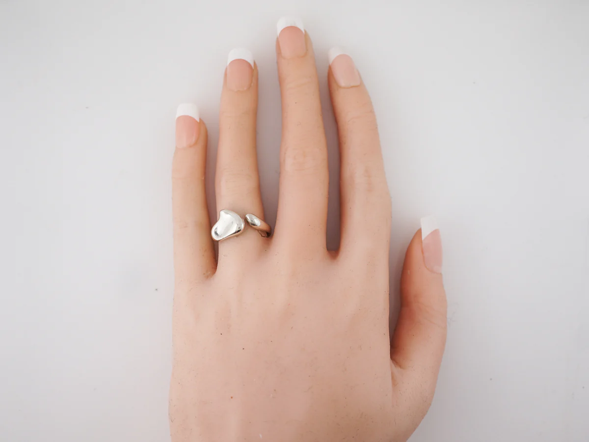 Right Hand Ring Modern Tiffany & Co. Elsa Peretti in Sterling Silver - Image 6