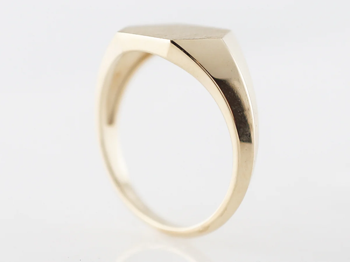 Right Hand Signet Ring Modern in 14k Yellow Gold - Image 5