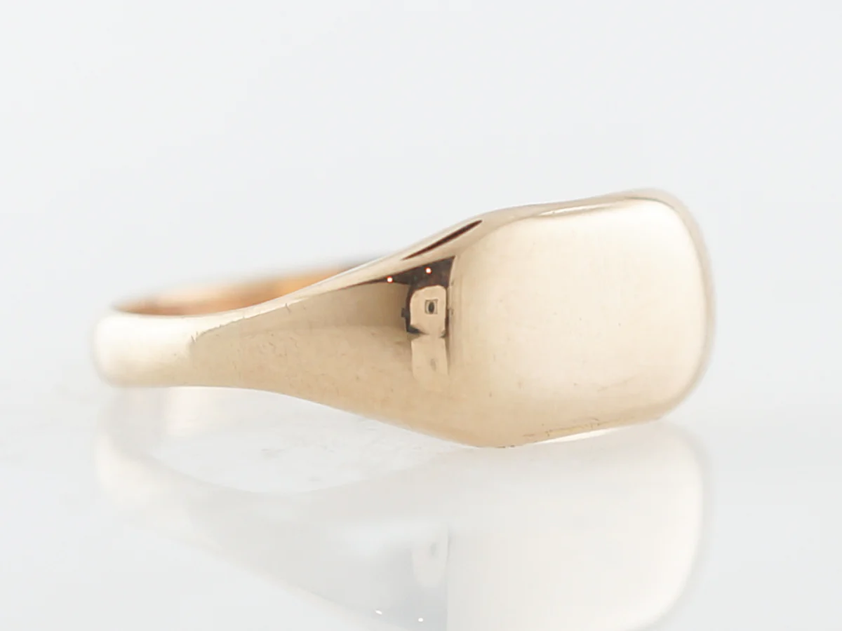 Right Hand Signet Ring Modern in 14k Yellow Gold - Image 3