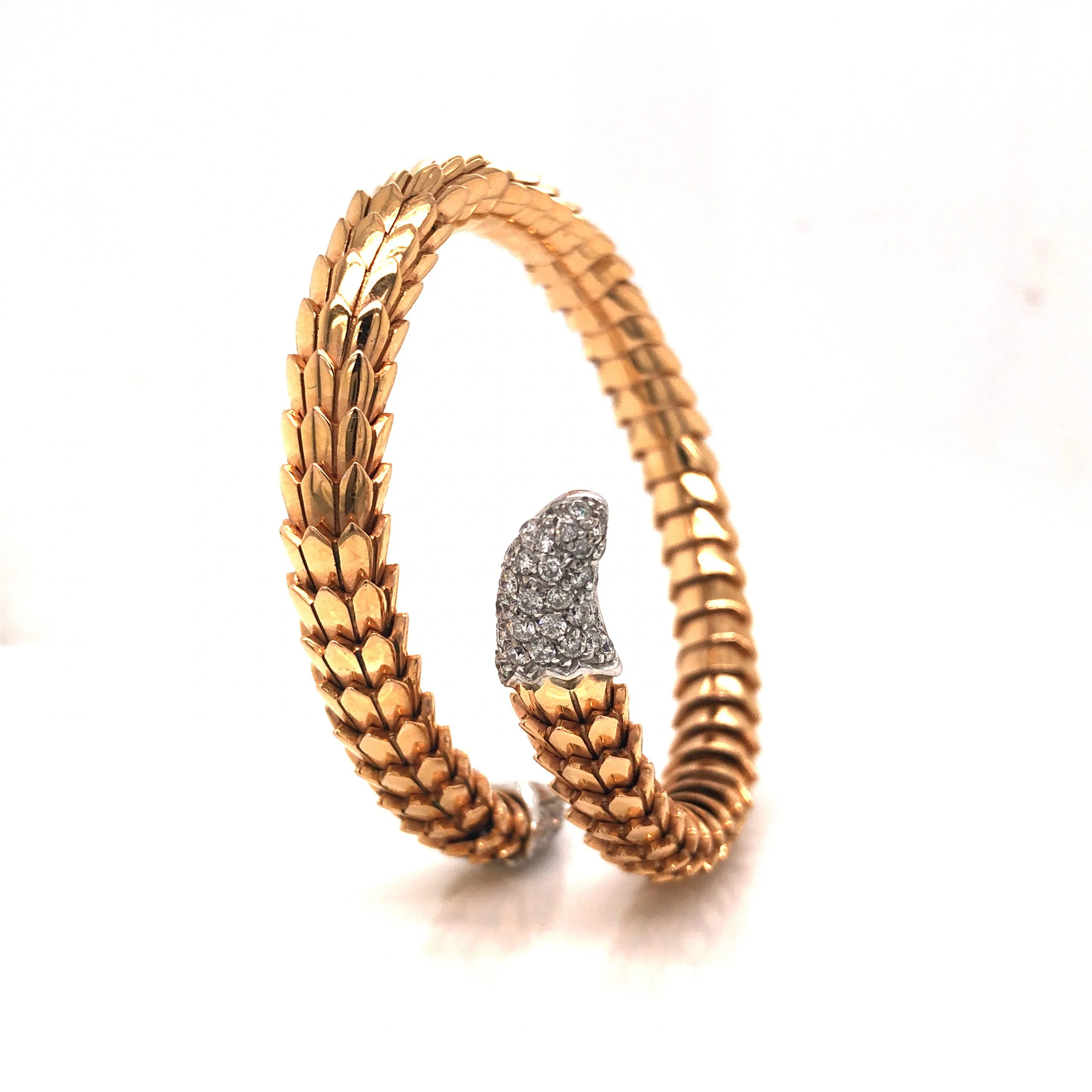 Roberto Coin Animalier Cobra Cuff 18k Yellow Gold - Image 4