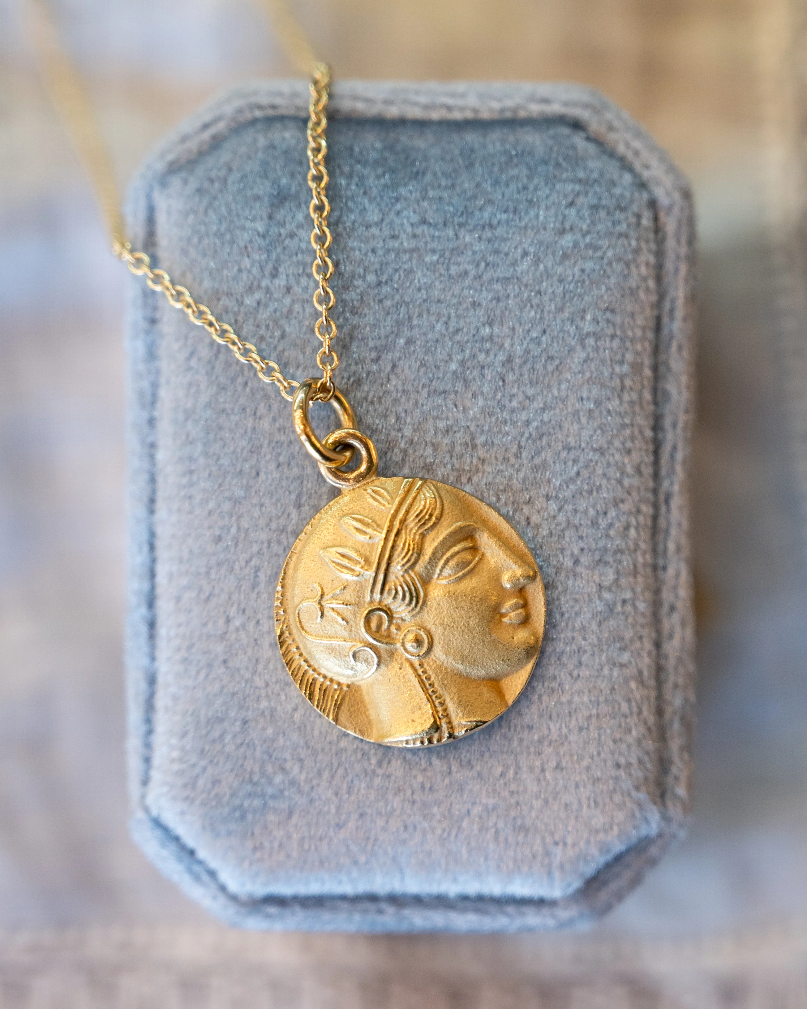 Athens Coin Pendant Necklace in 18k Yellow Gold - Image 6