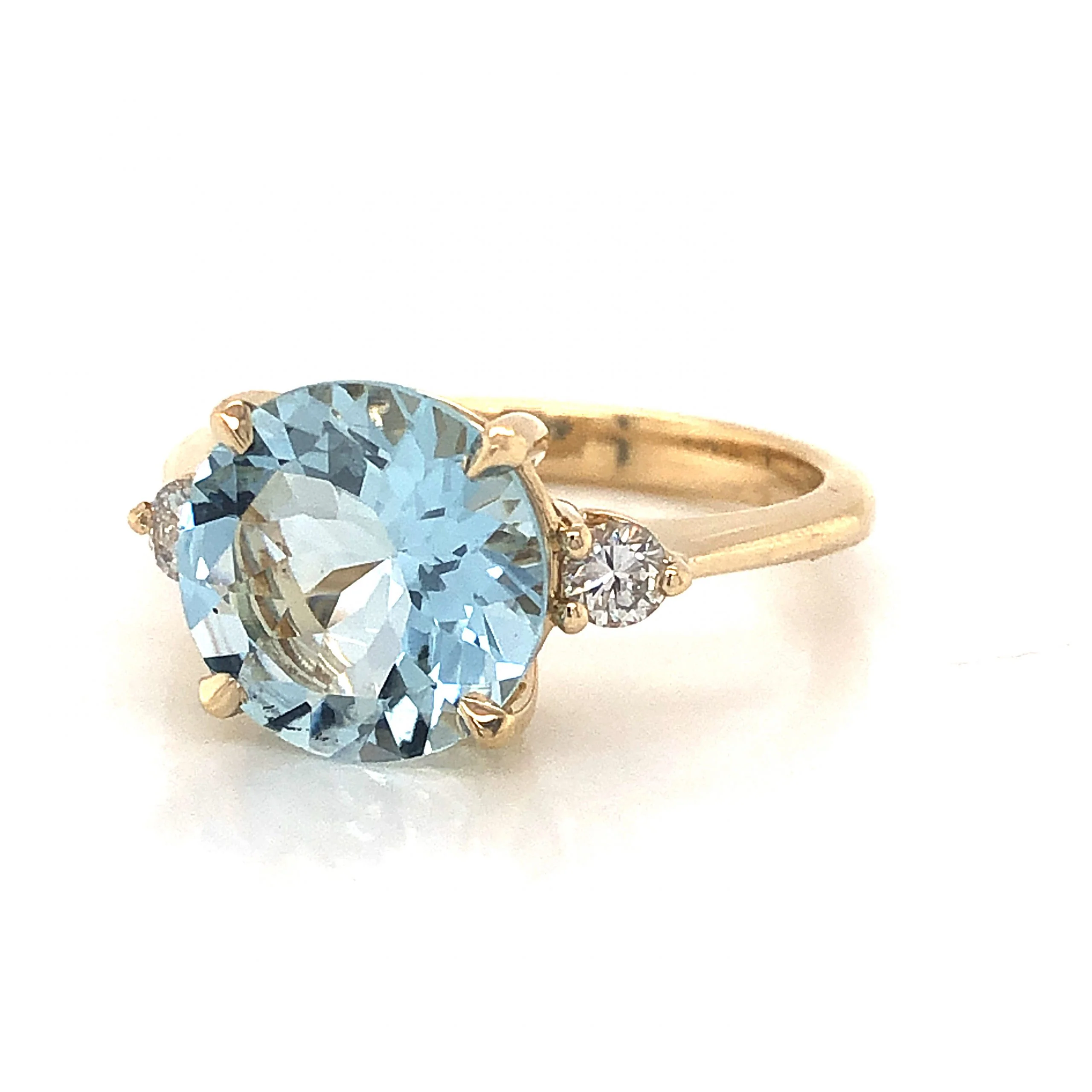 Round Aquamarine Engagement Ring in 14k Yellow Gold - Image 2