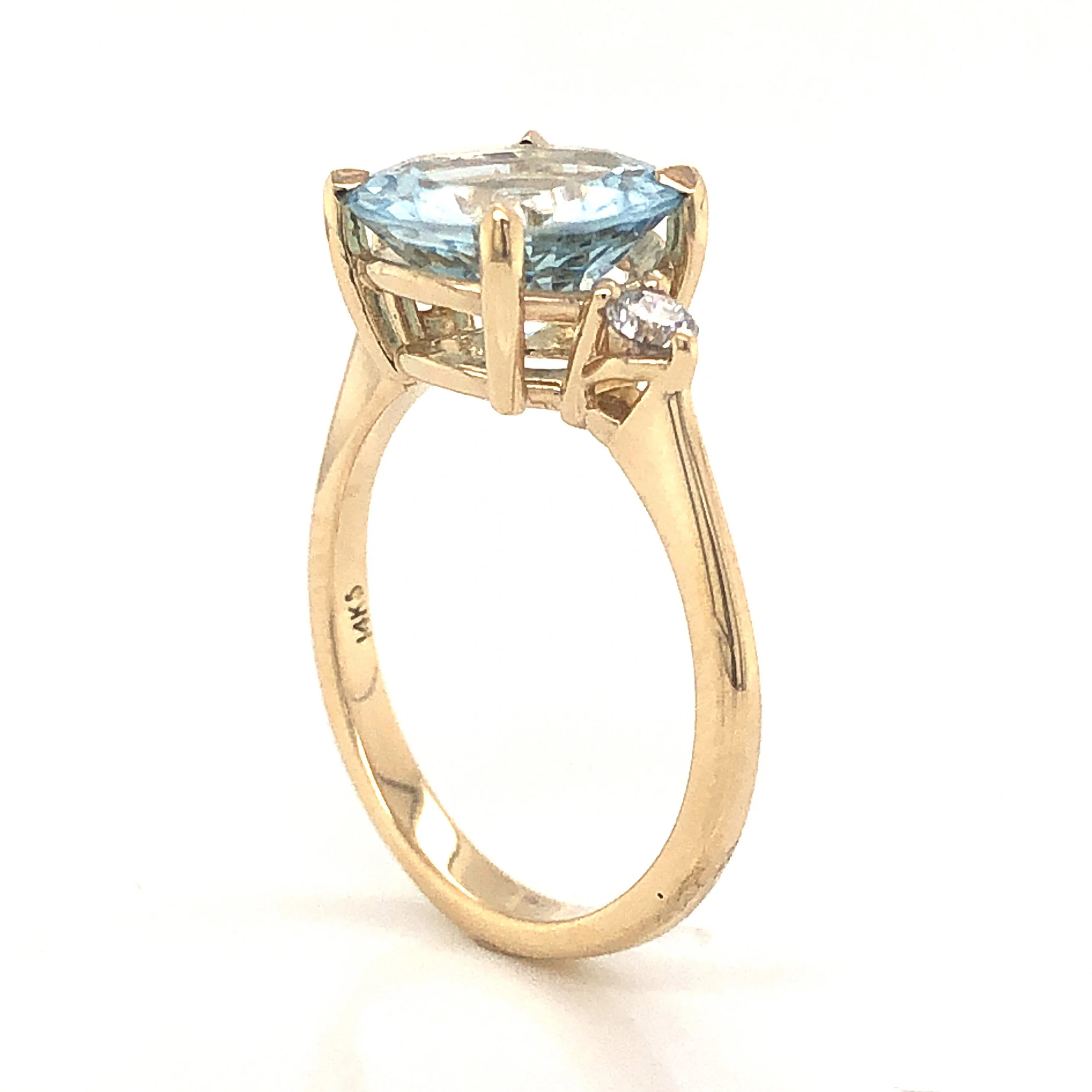 Round Aquamarine Engagement Ring in 14k Yellow Gold - Image 5