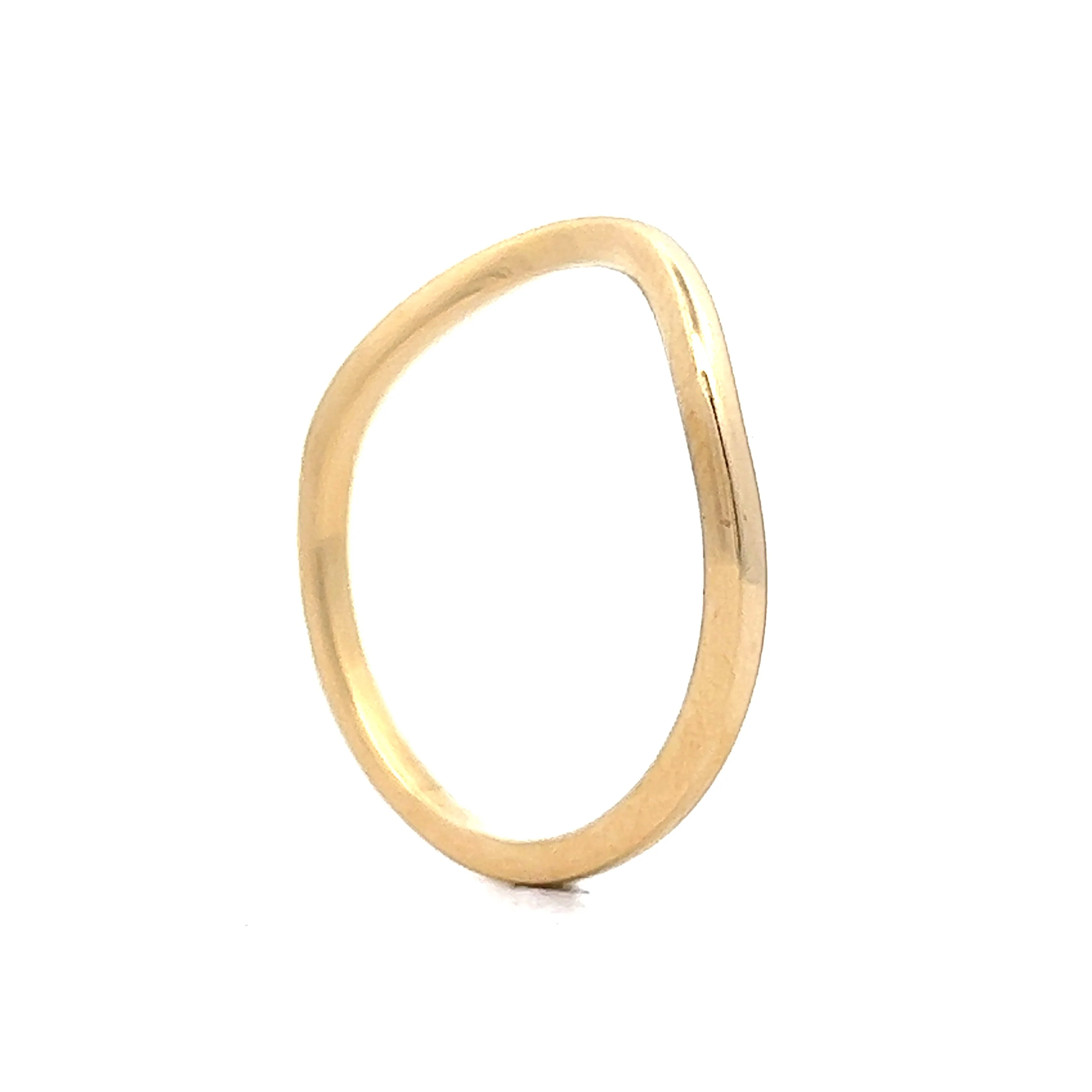 Round Curved Wedding Band in 14k Yellow Gold - Image 5