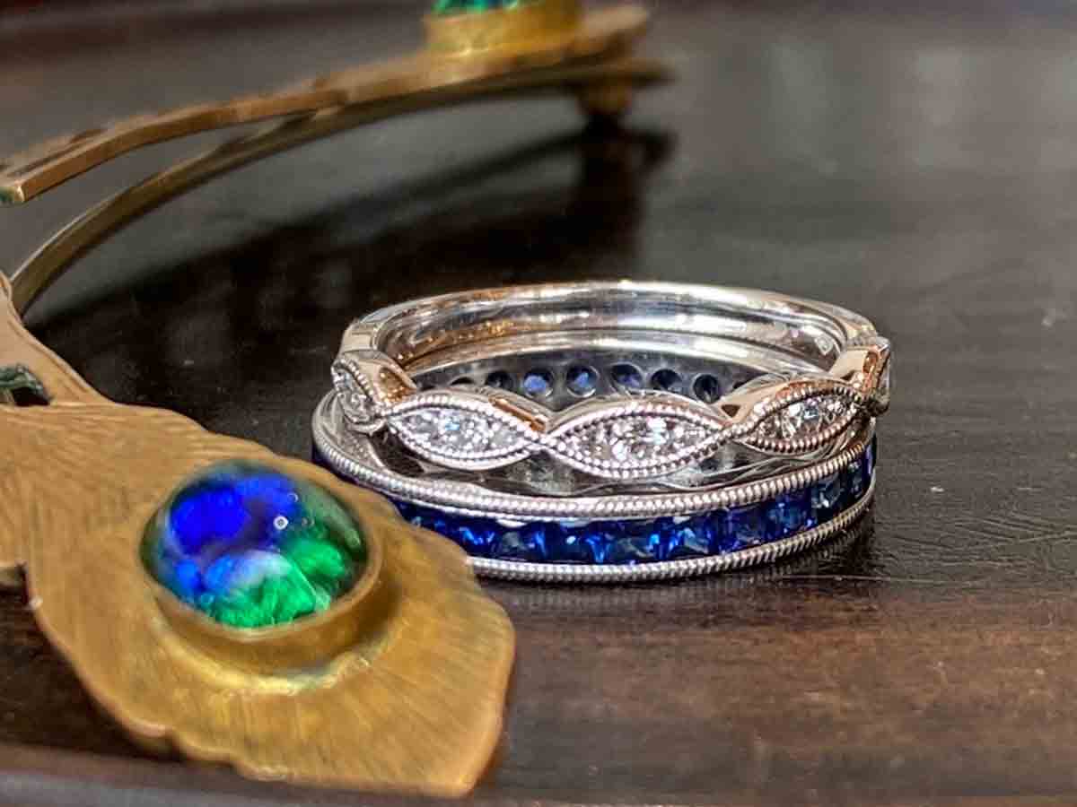 Round Diamonds w/ Marquis Station Wedding Band in 18k - Image 7