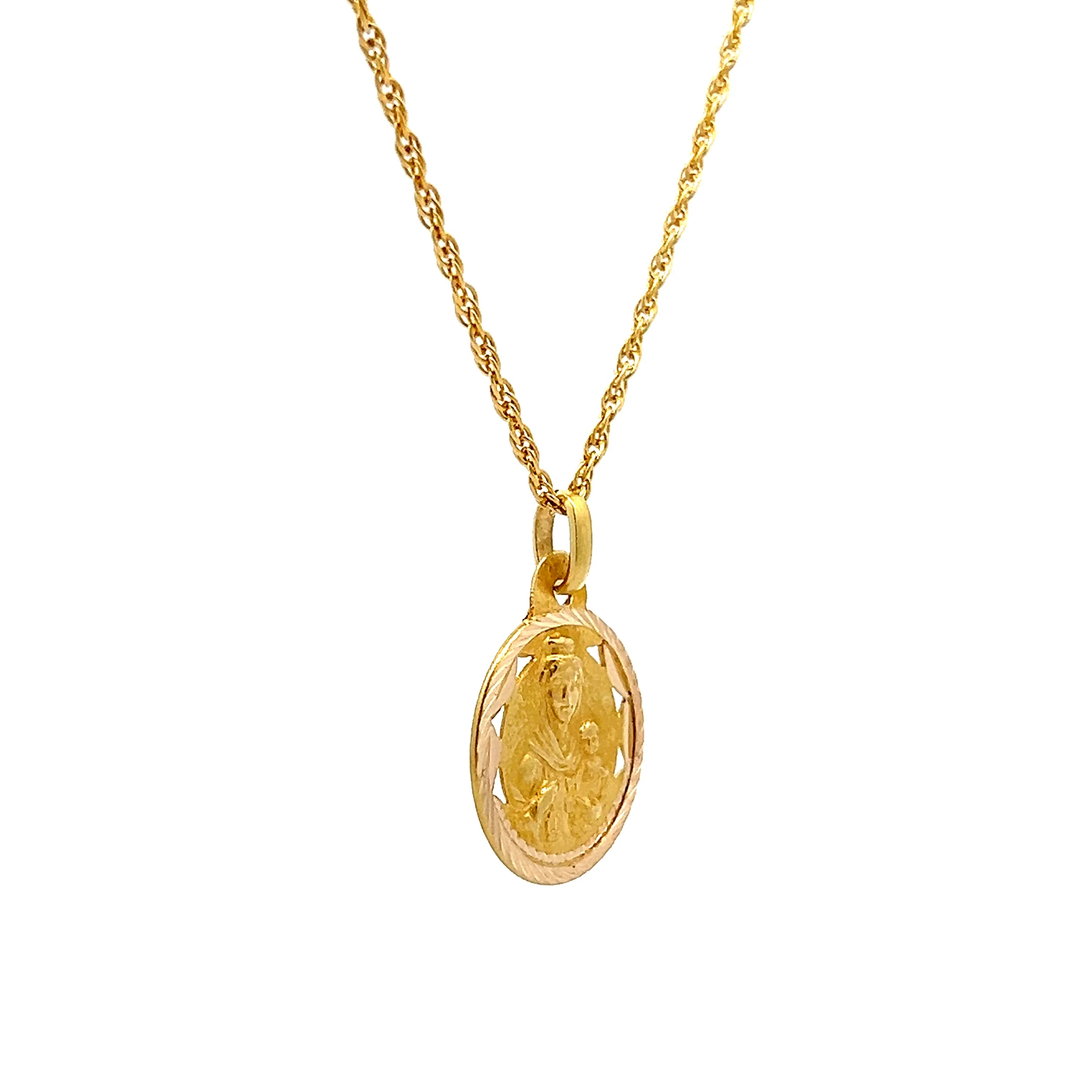 Sacred Family Pendant Necklace in 18k Yellow Gold - Image 3