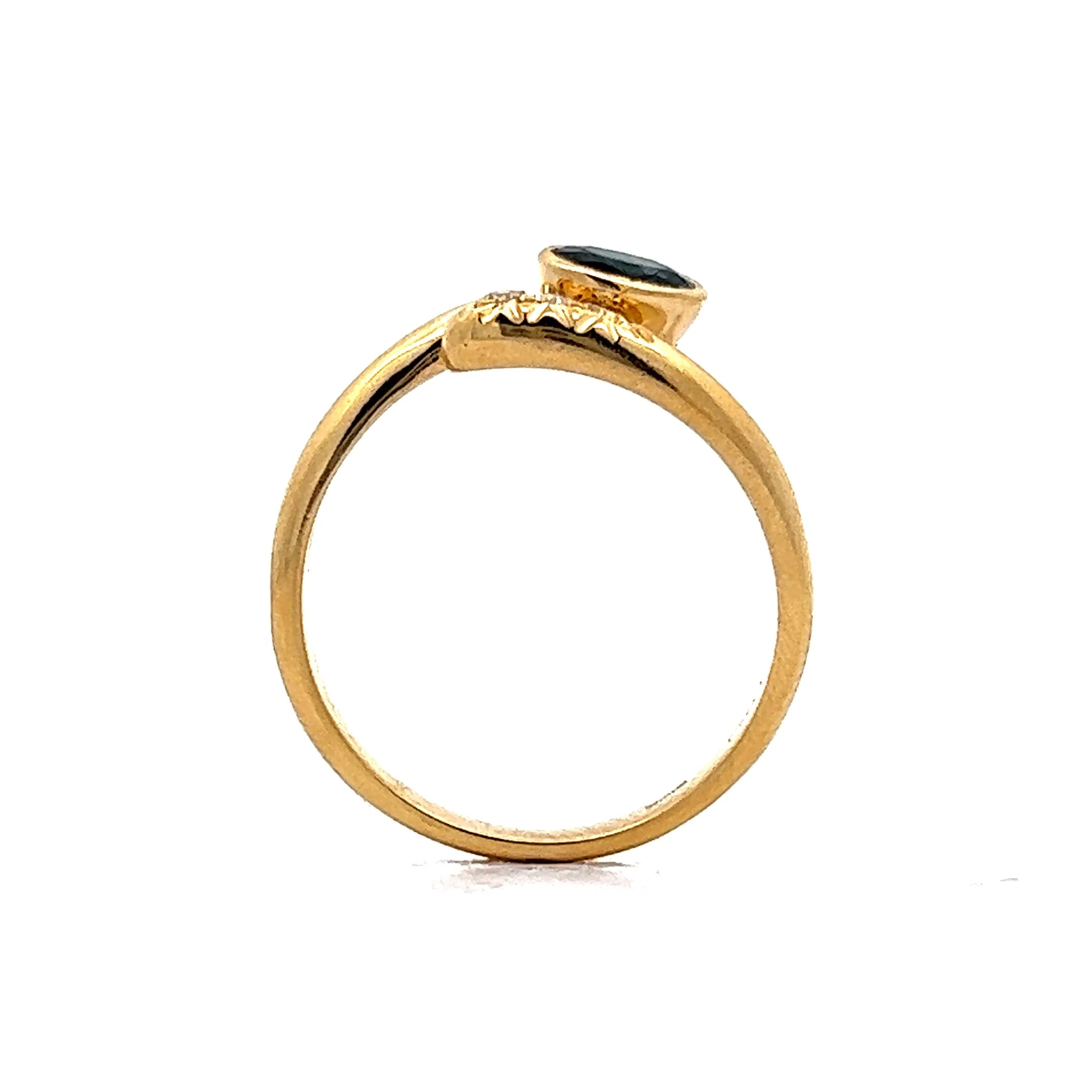Sapphire & Diamond Bypass Ring in 18k Yellow Gold - Image 4