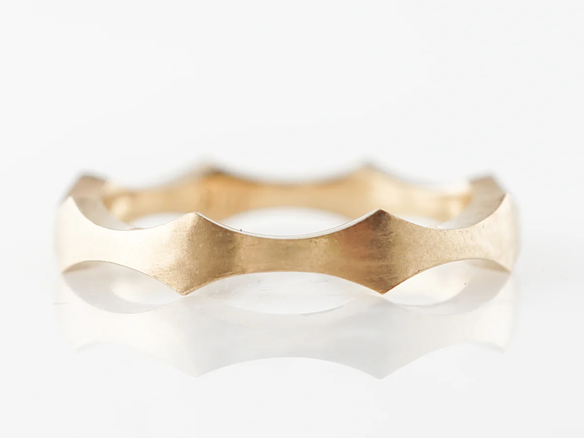 Scalloped Yellow Gold Ring w/ Brushed Finish - Image 2