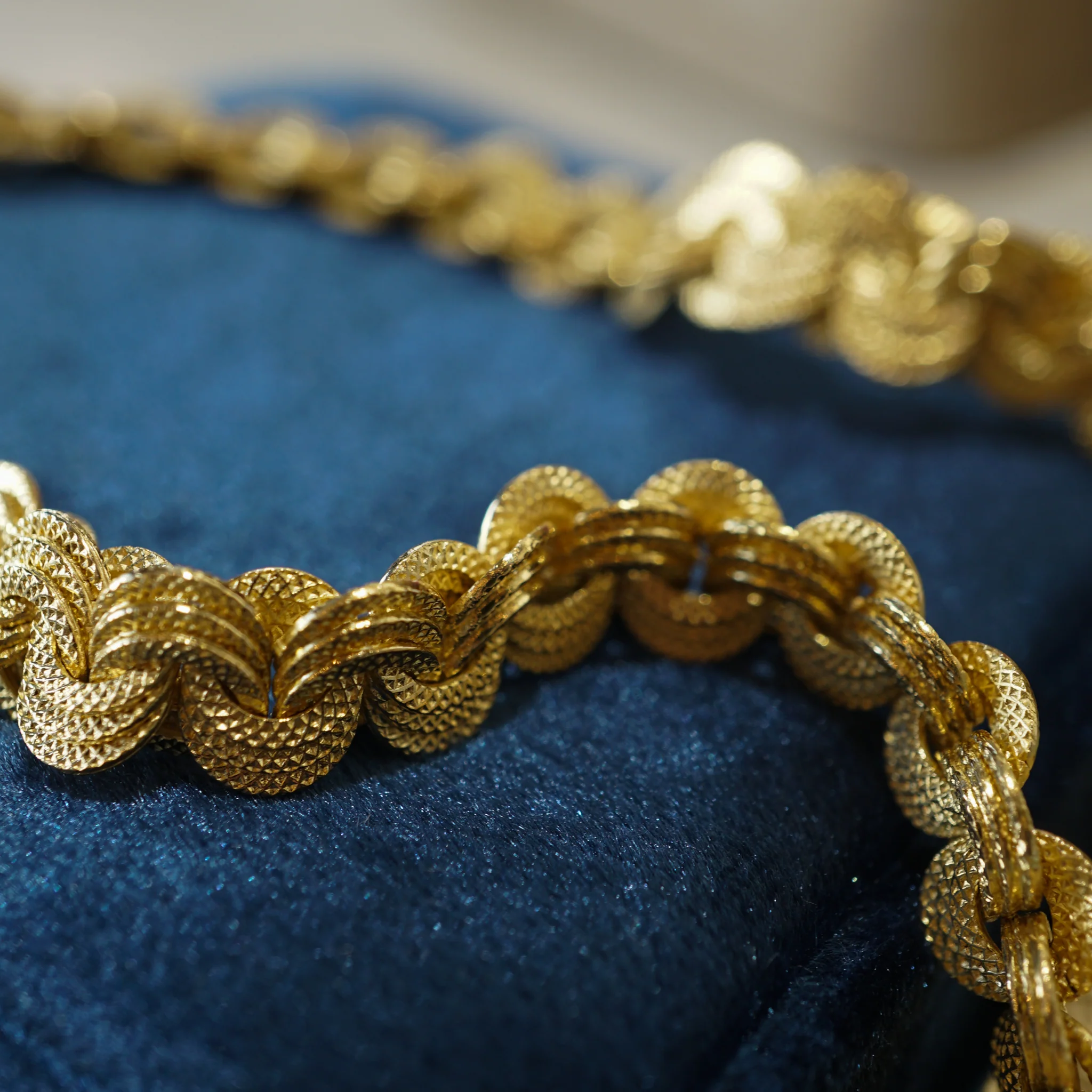 Shreve Crump & Low Woven Necklace in 18k Yellow Gold - Image 4