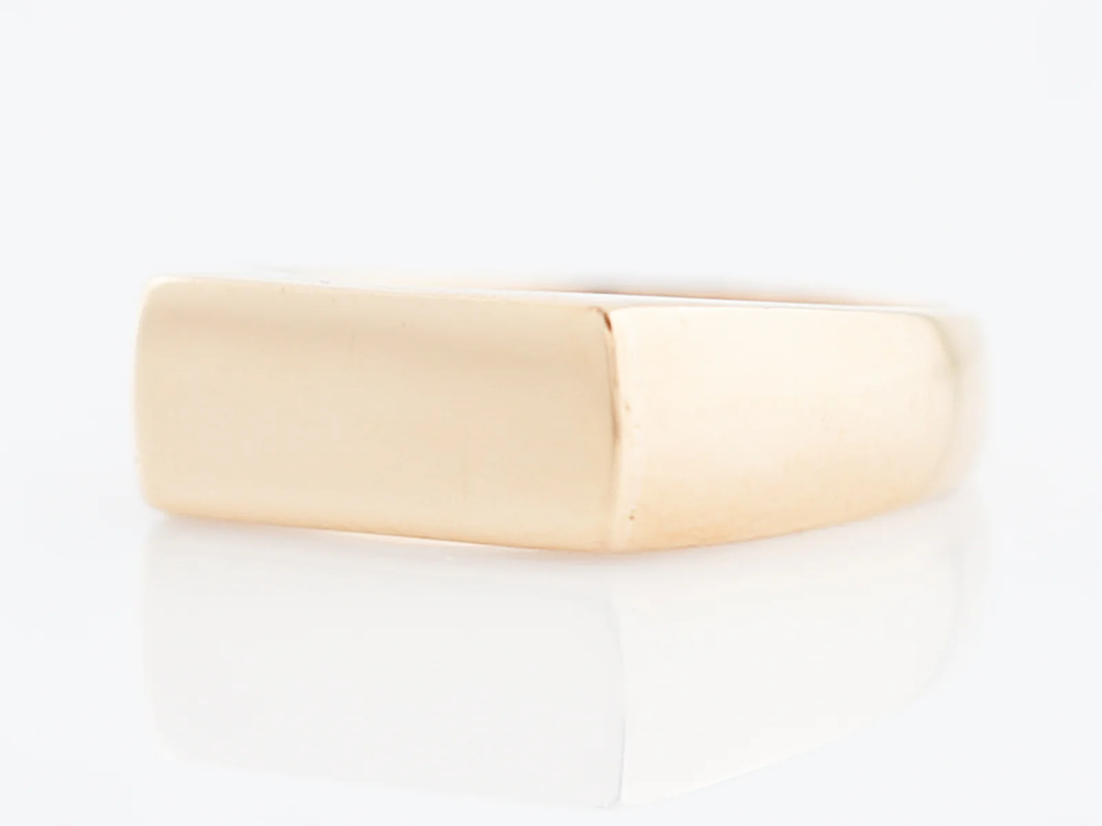 Signet Right Hand Ring Modern in 20k Yellow Gold - Image 2