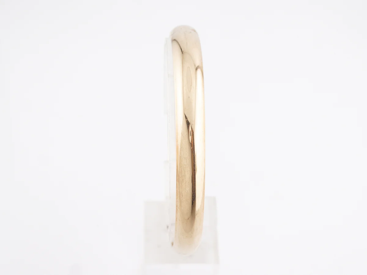 Simple Bangle Bracelet in 14k Yellow Gold