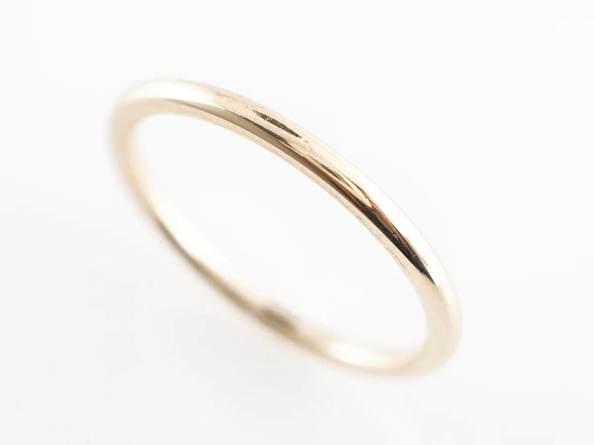 Simple Modern Wedding Band in 14k Yellow Gold - Image 2