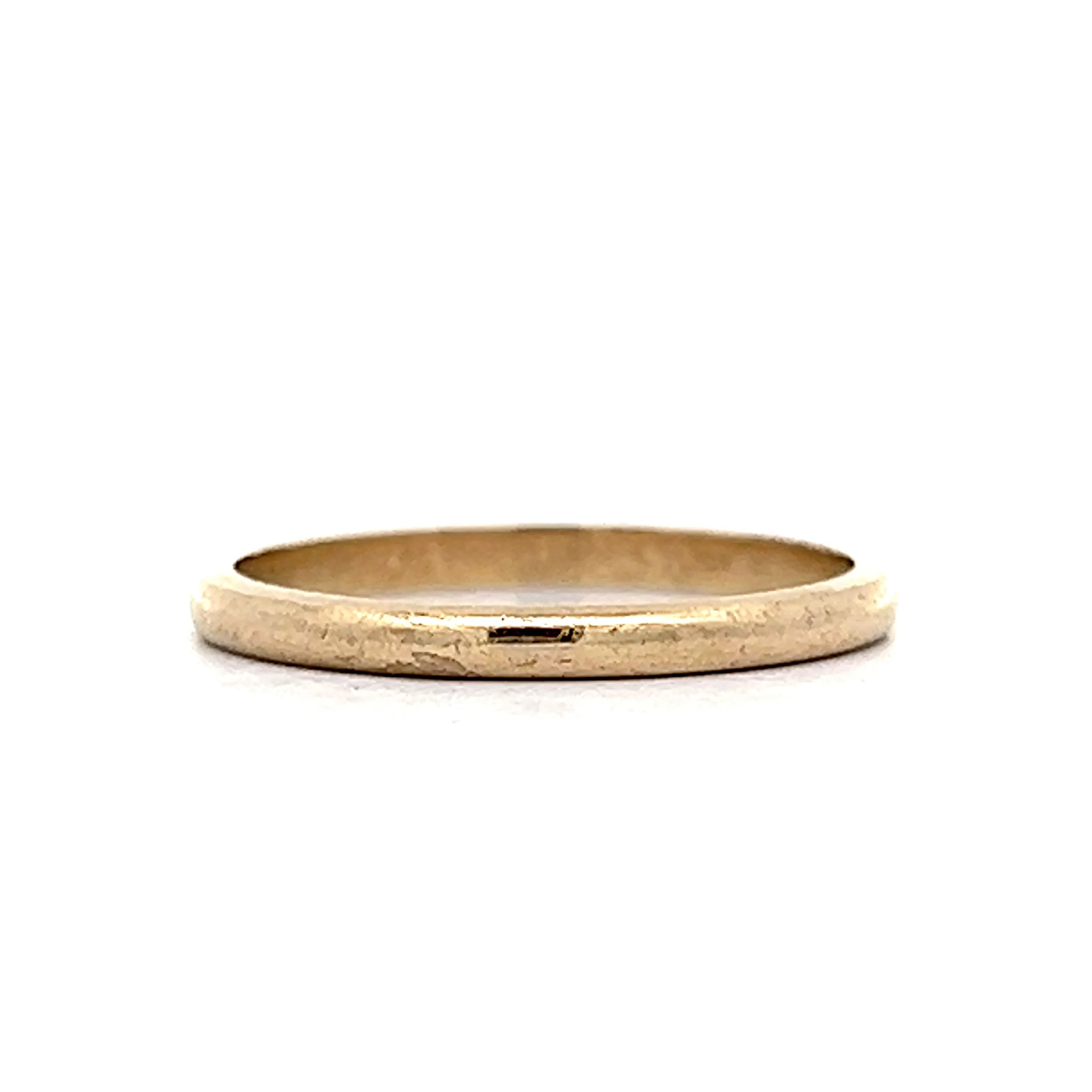 Simple Thin Classic Wedding Band in Yellow Gold