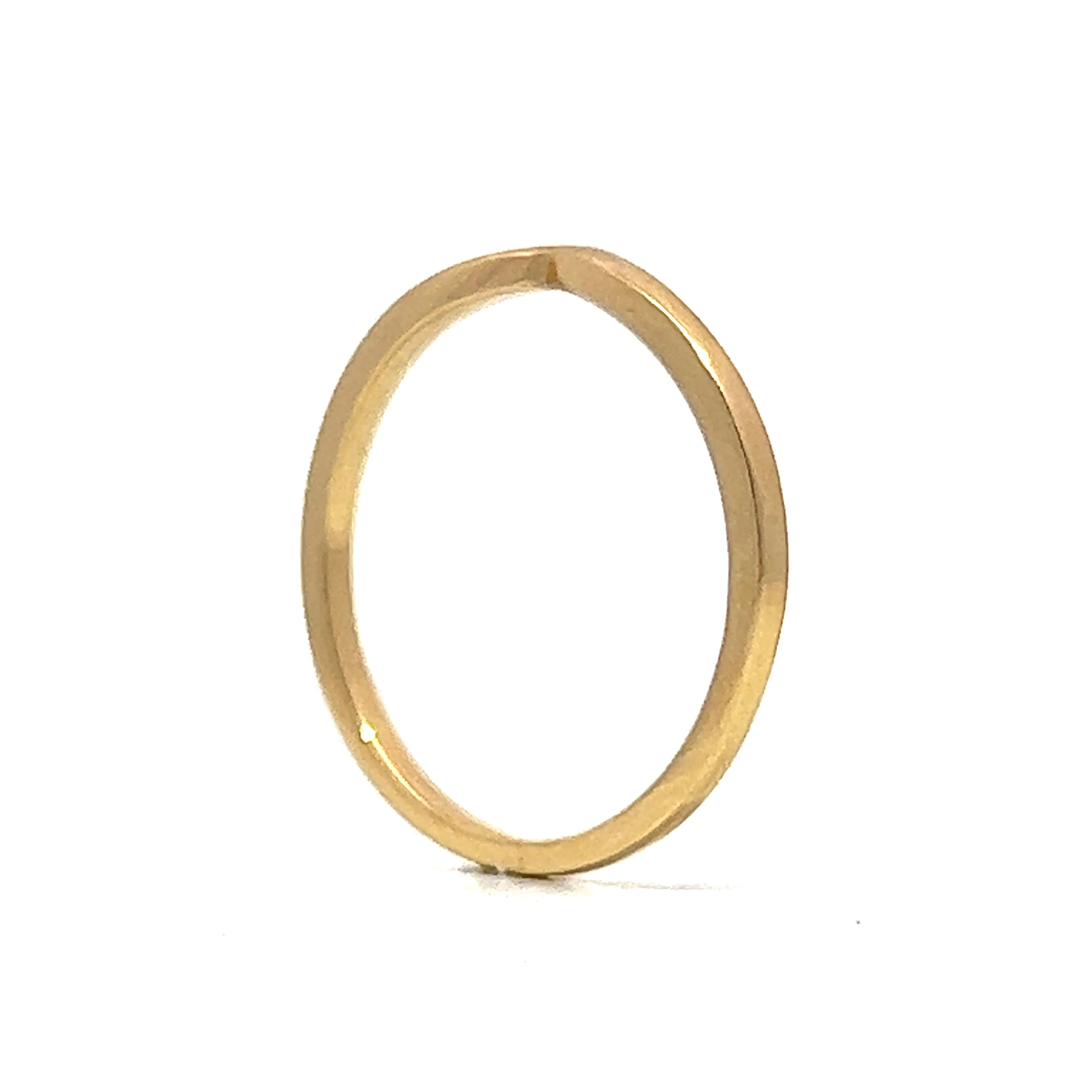 Slight V Shaped Wedding Band in 14k Yellow Gold - Image 5