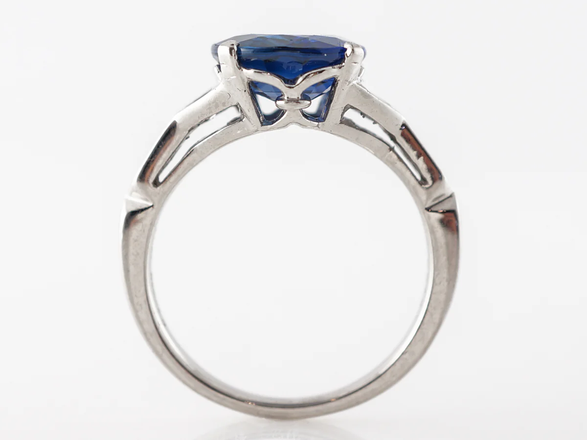 Solitaire Cushion Cut Sapphire Engagement Ring in Platinum - Image 4
