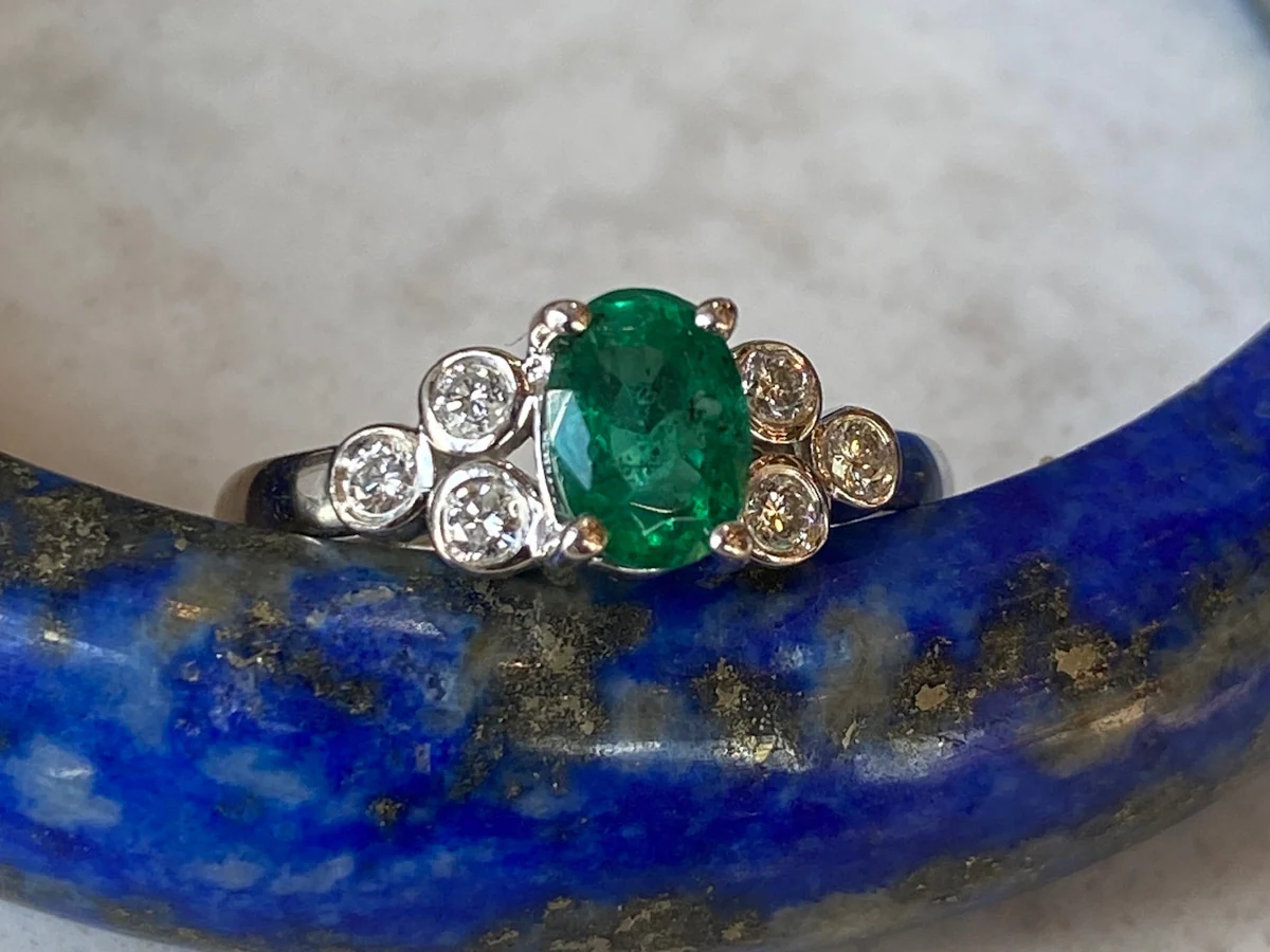 Solitaire Emerald Ring w/ Diamond Accents in Platinum - Image 7