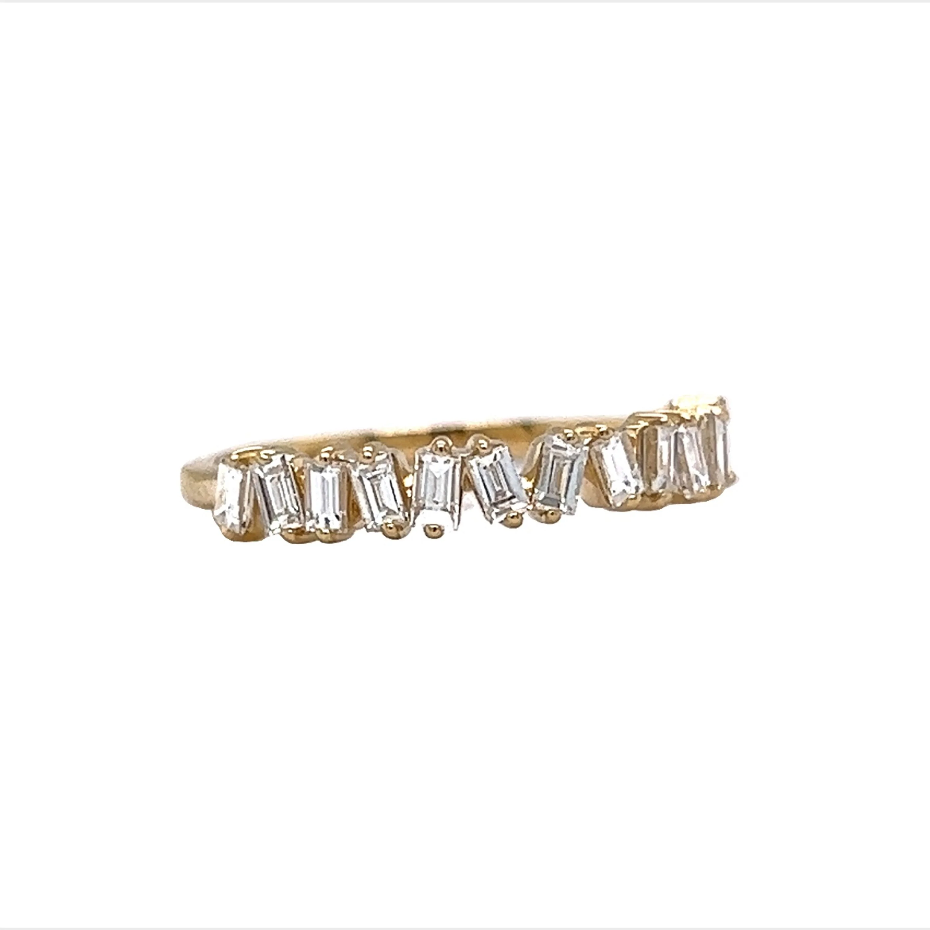 Staggered Baguette Cut Diamond Wedding Band in 14k Yellow Gold - Image 3