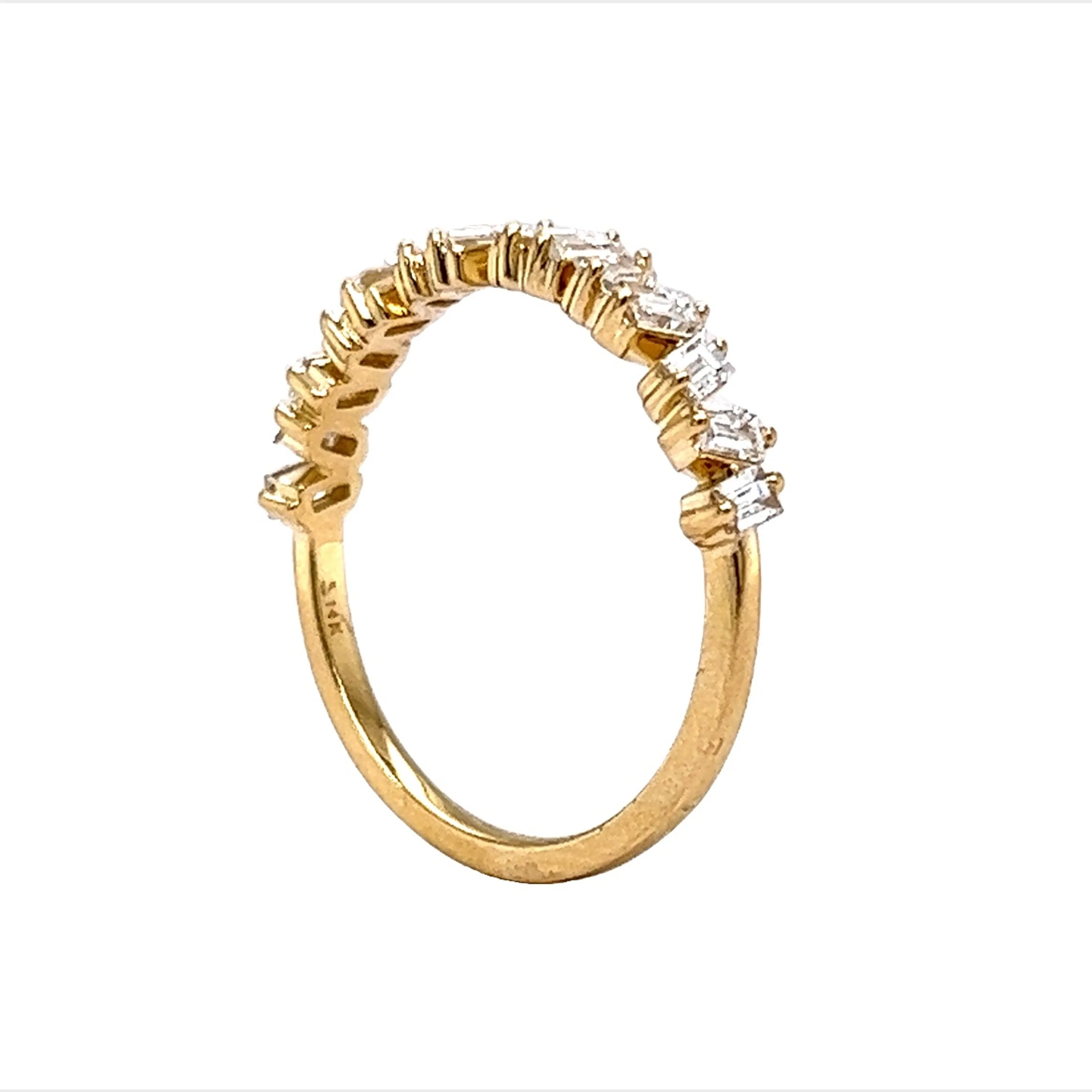 Staggered Baguette Cut Diamond Wedding Band in 14k Yellow Gold - Image 5