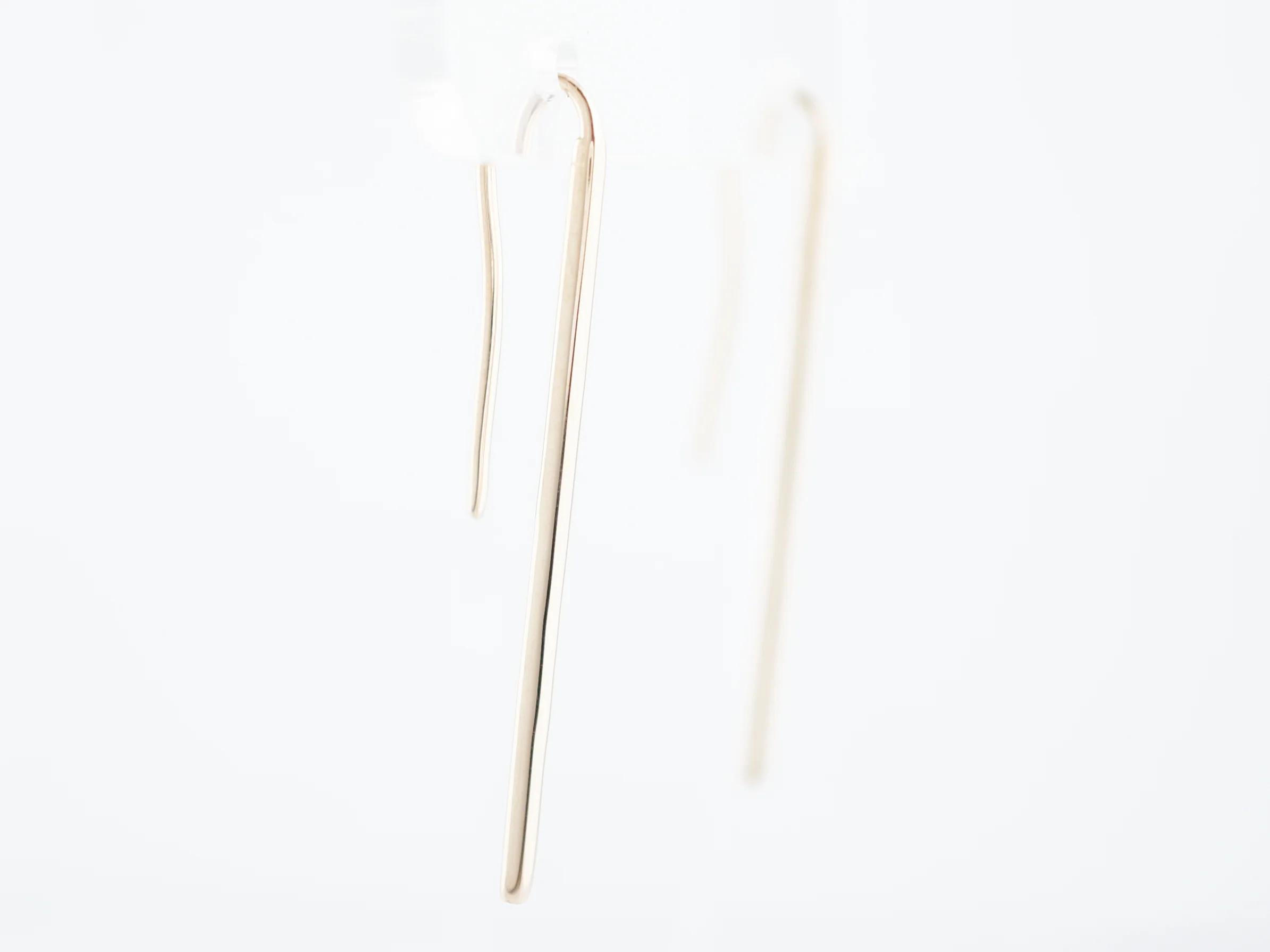 Straight Bar Earrings Modern in 14K Yellow Gold - Image 2