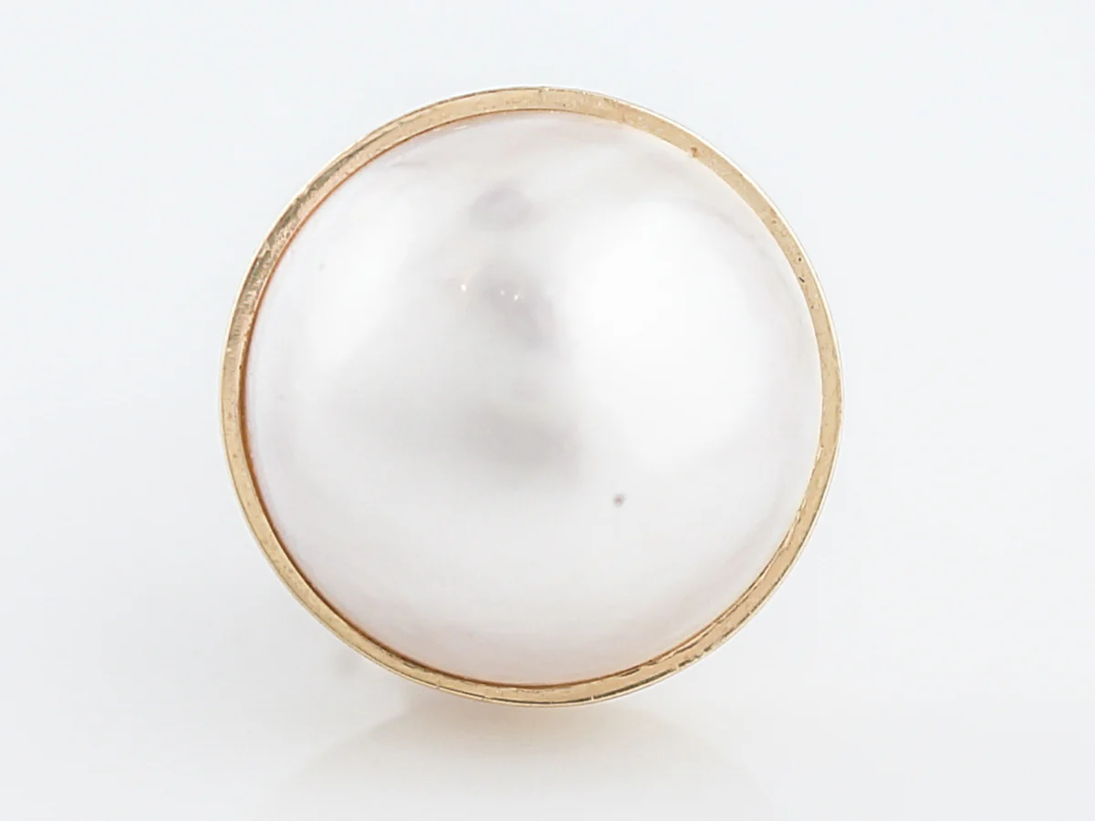 Stud Earrings Modern Mabe Pearl in 14K Yellow Gold - Image 4