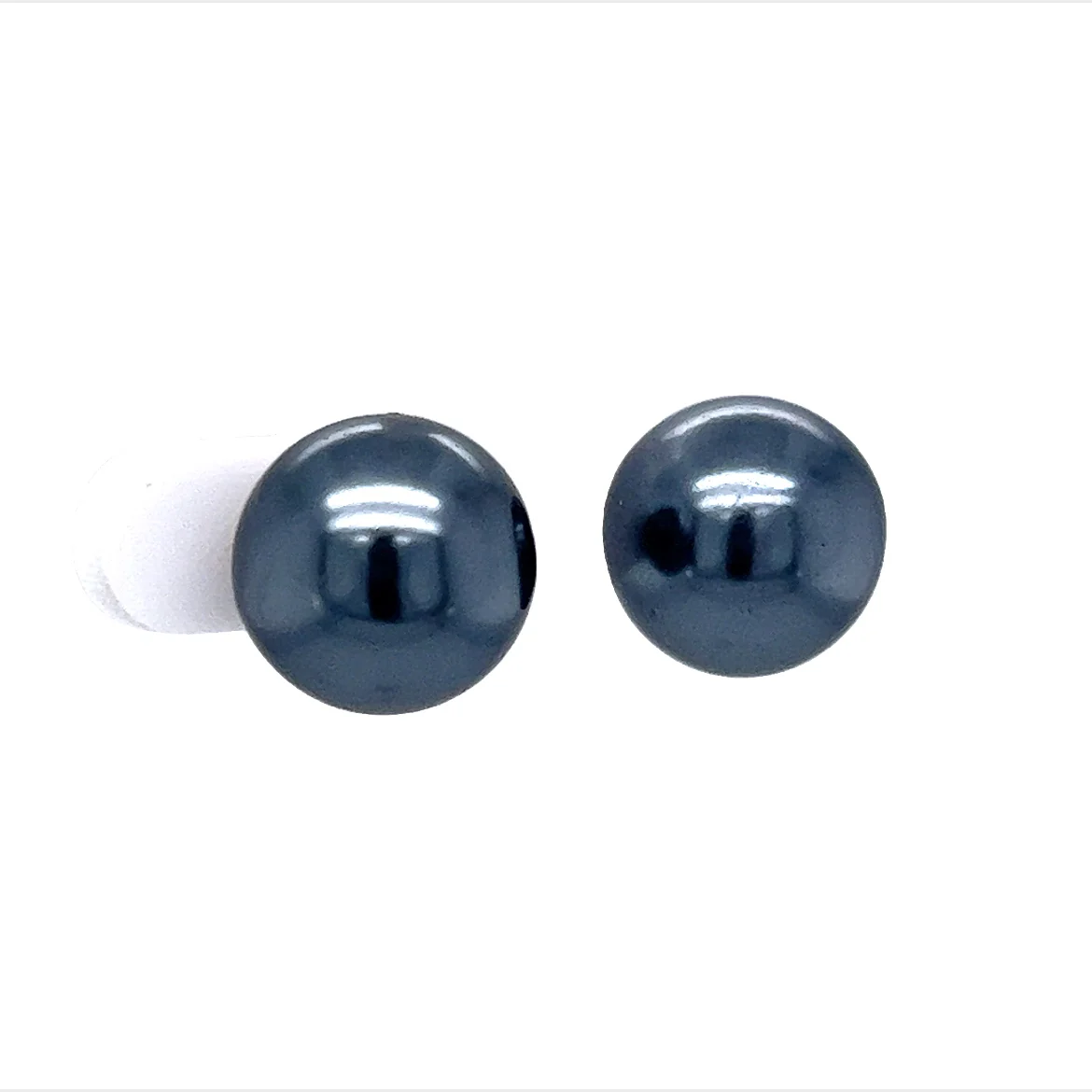 Tahitian Pearl Stud Earrings in 14k Yellow Gold - Image 3
