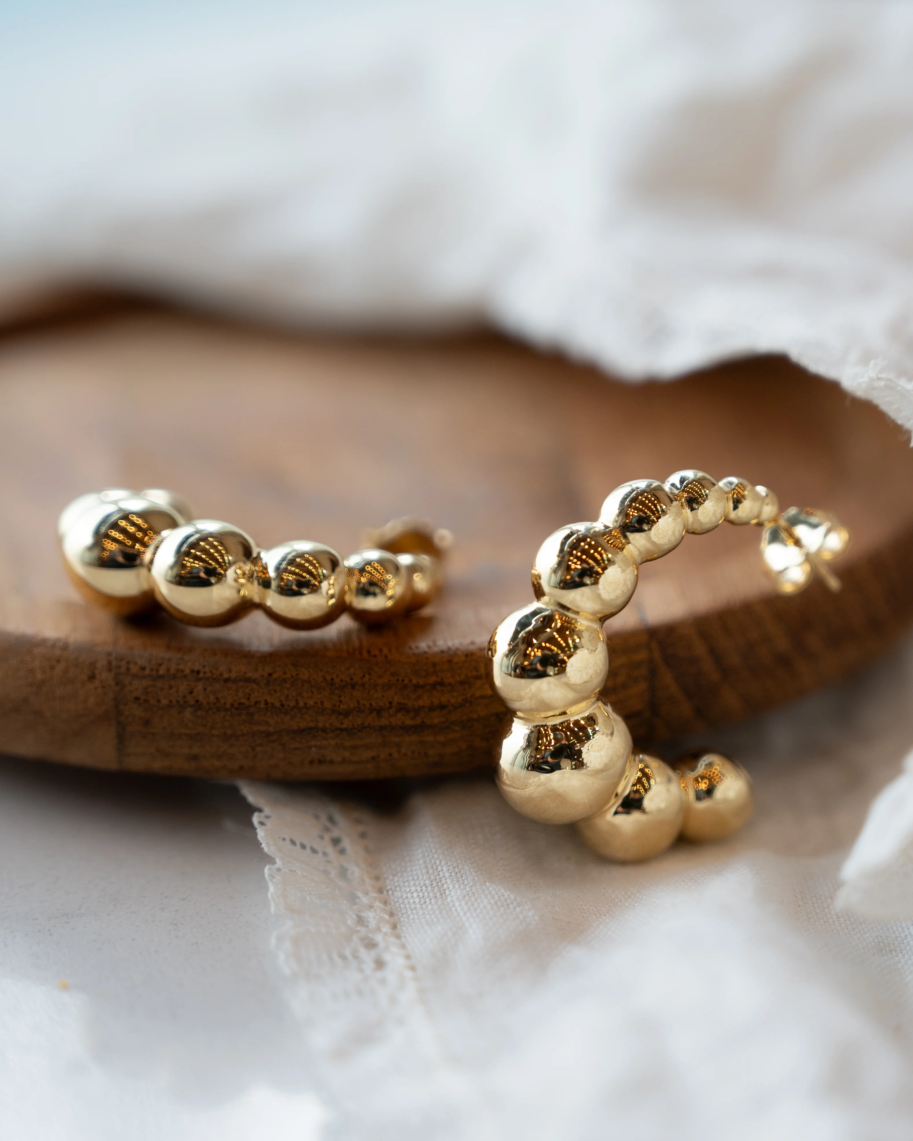 Textured Bubble Hoop Earrings in 14k Yellow Gold - Image 4