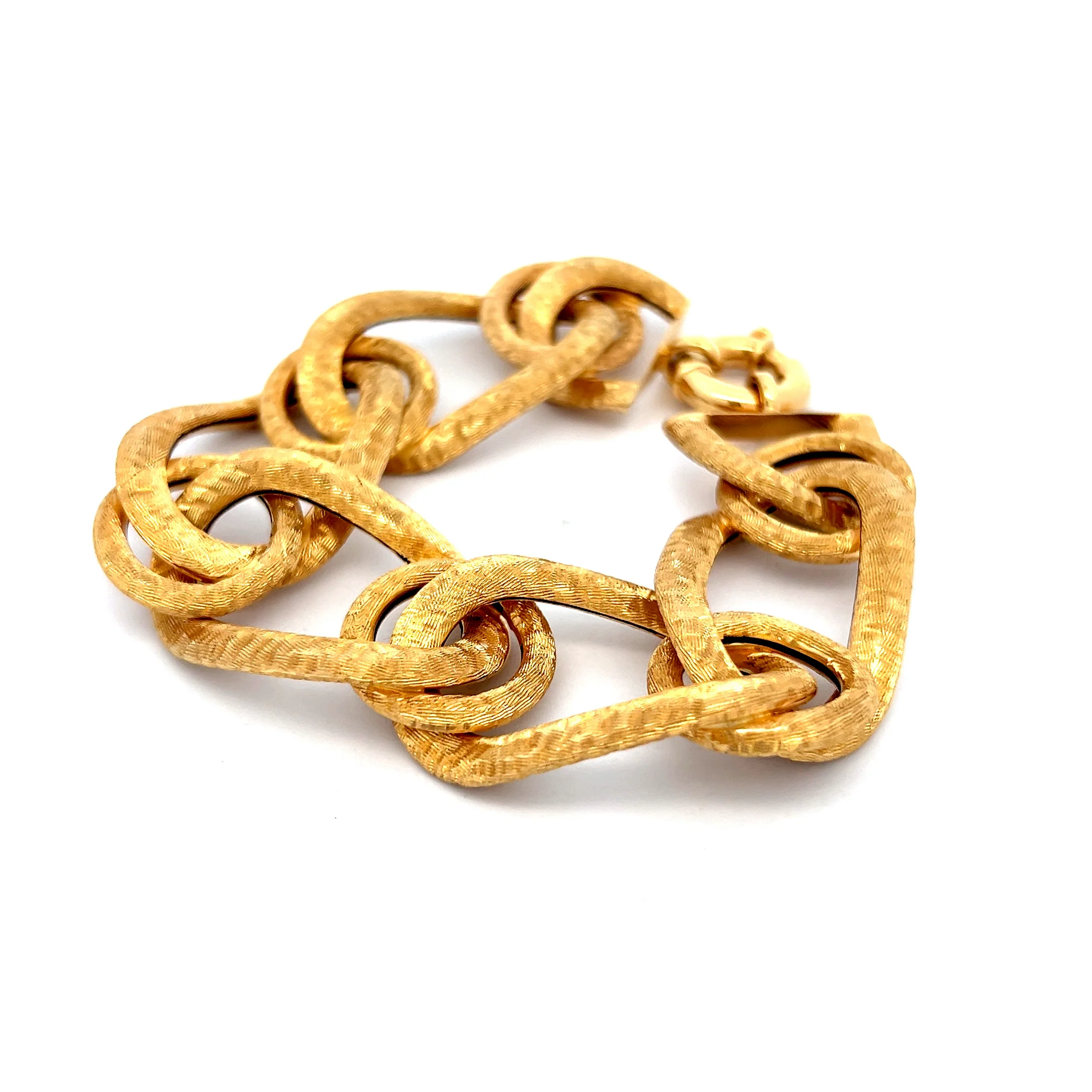 Textured Hollow Oval Link Bracelet in 14k Yellow Gold - Image 2