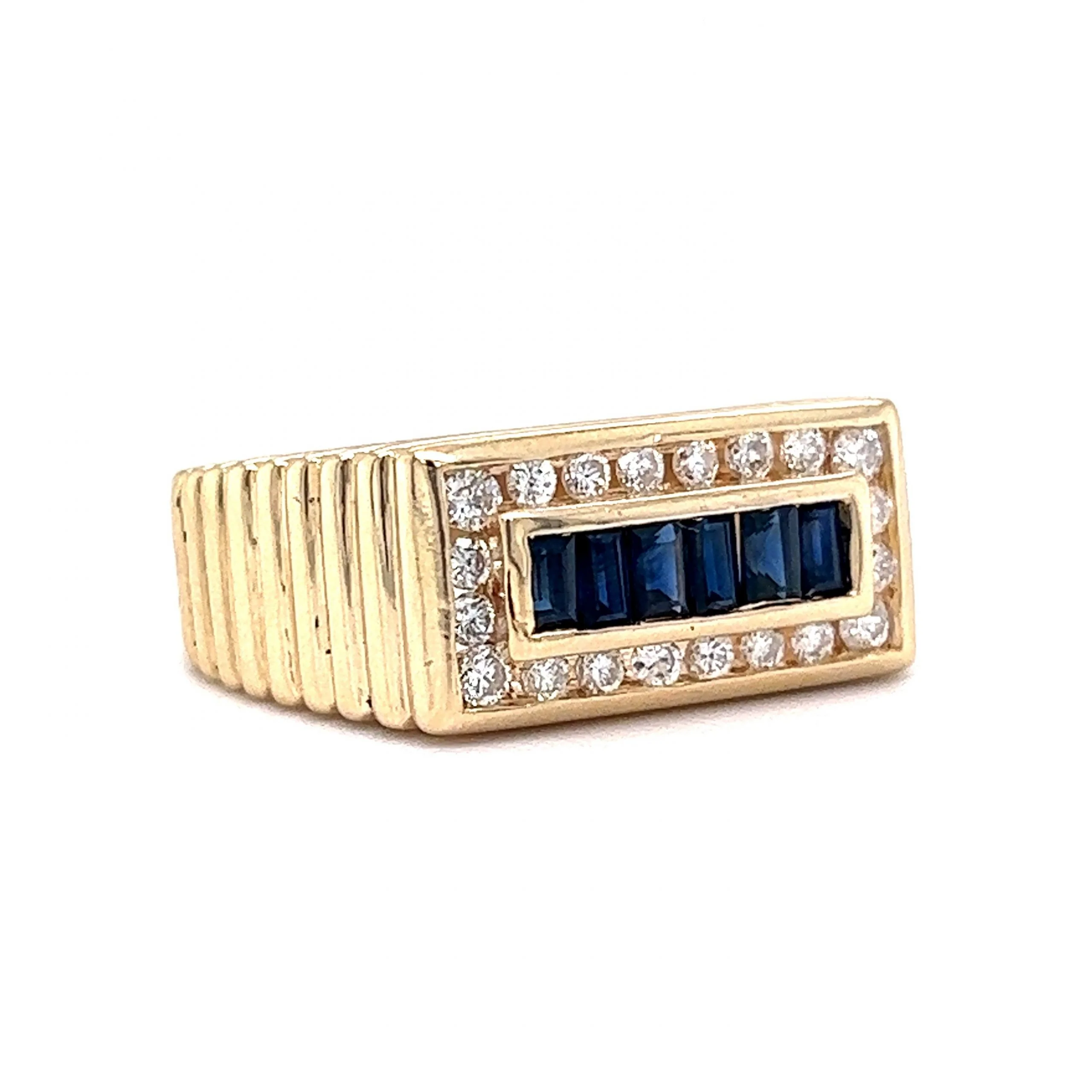 Textured Men's Sapphire & Diamond Statement Ring in 14k Yellow Gold - Image 3