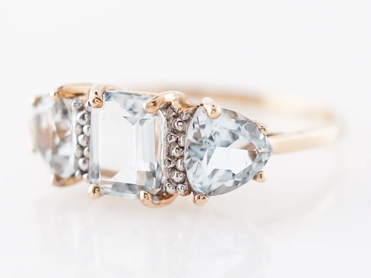Three Stone Aquamarine Cocktail Ring in Yellow Gold - Image 2
