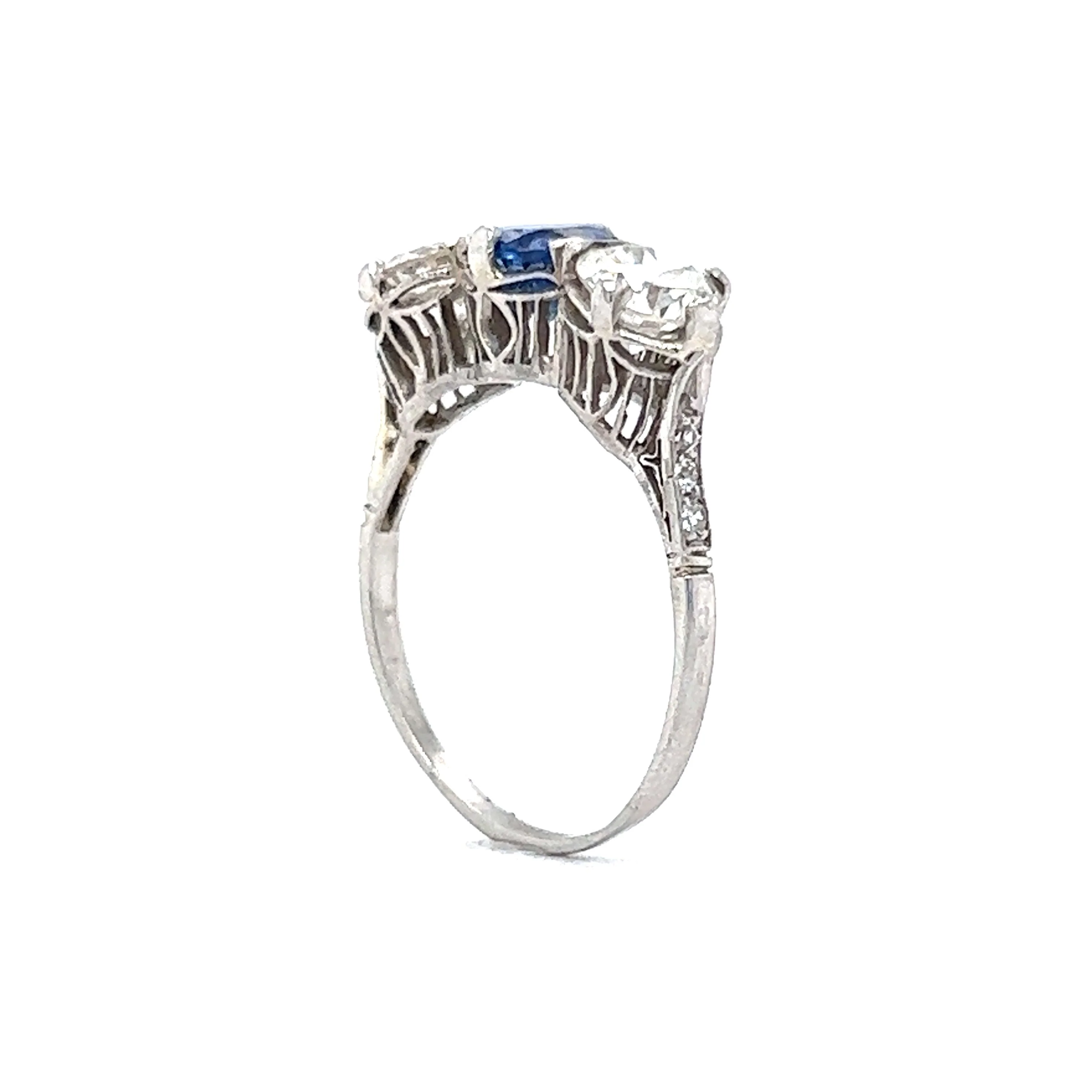 Vintage Art Deco Three Stone Sapphire & Diamond Engagement Ring in Platinum - Image 5