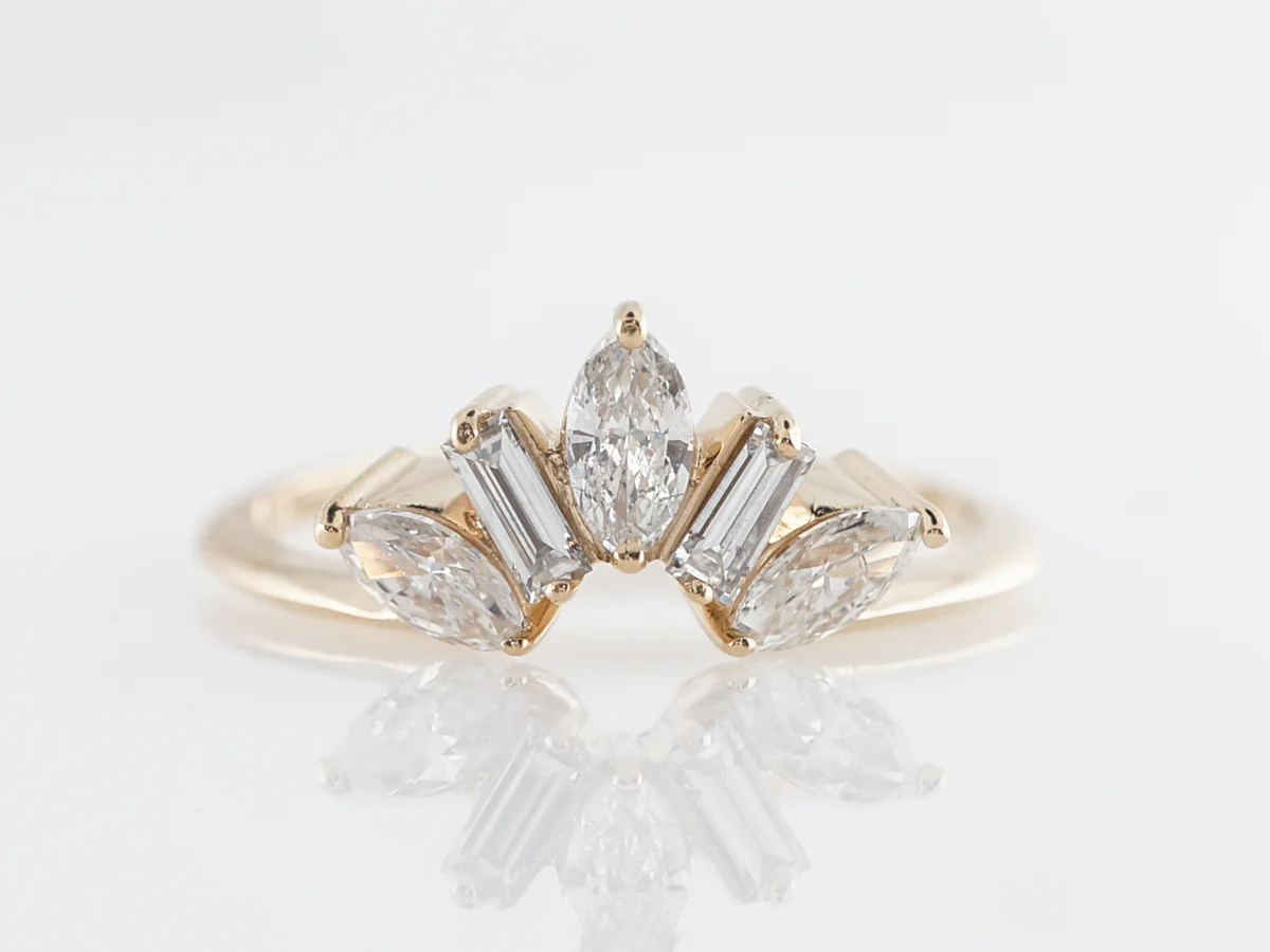 Tiara Diamond Wedding Band in 14k Yellow Gold