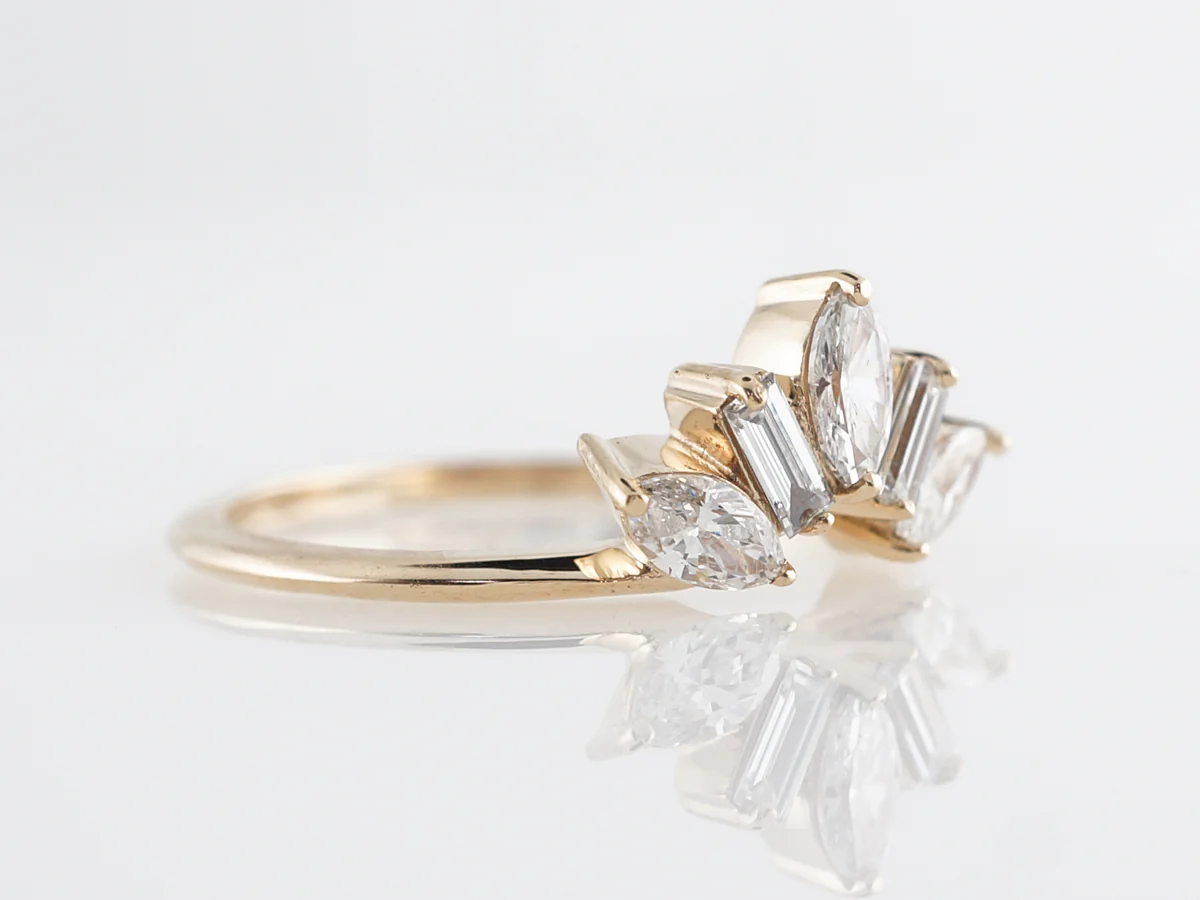Tiara Diamond Wedding Band in 14k Yellow Gold - Image 3