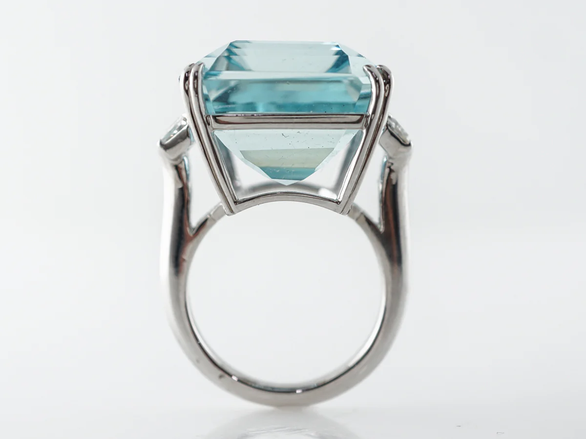 Tiffany & Co. Aquamarine & Diamond Ring in Platinum - Image 4